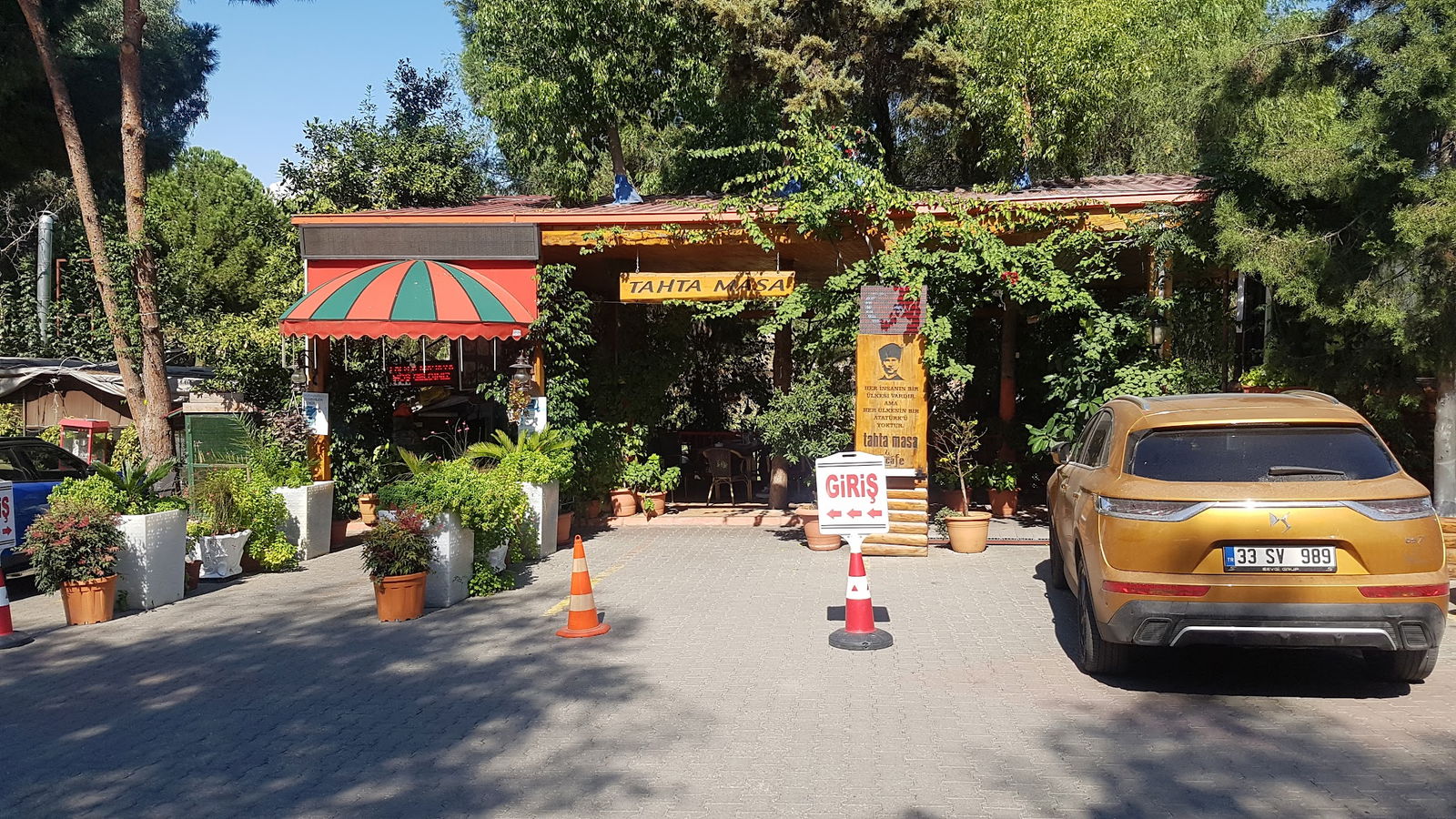 Tahta Masa Restaurant