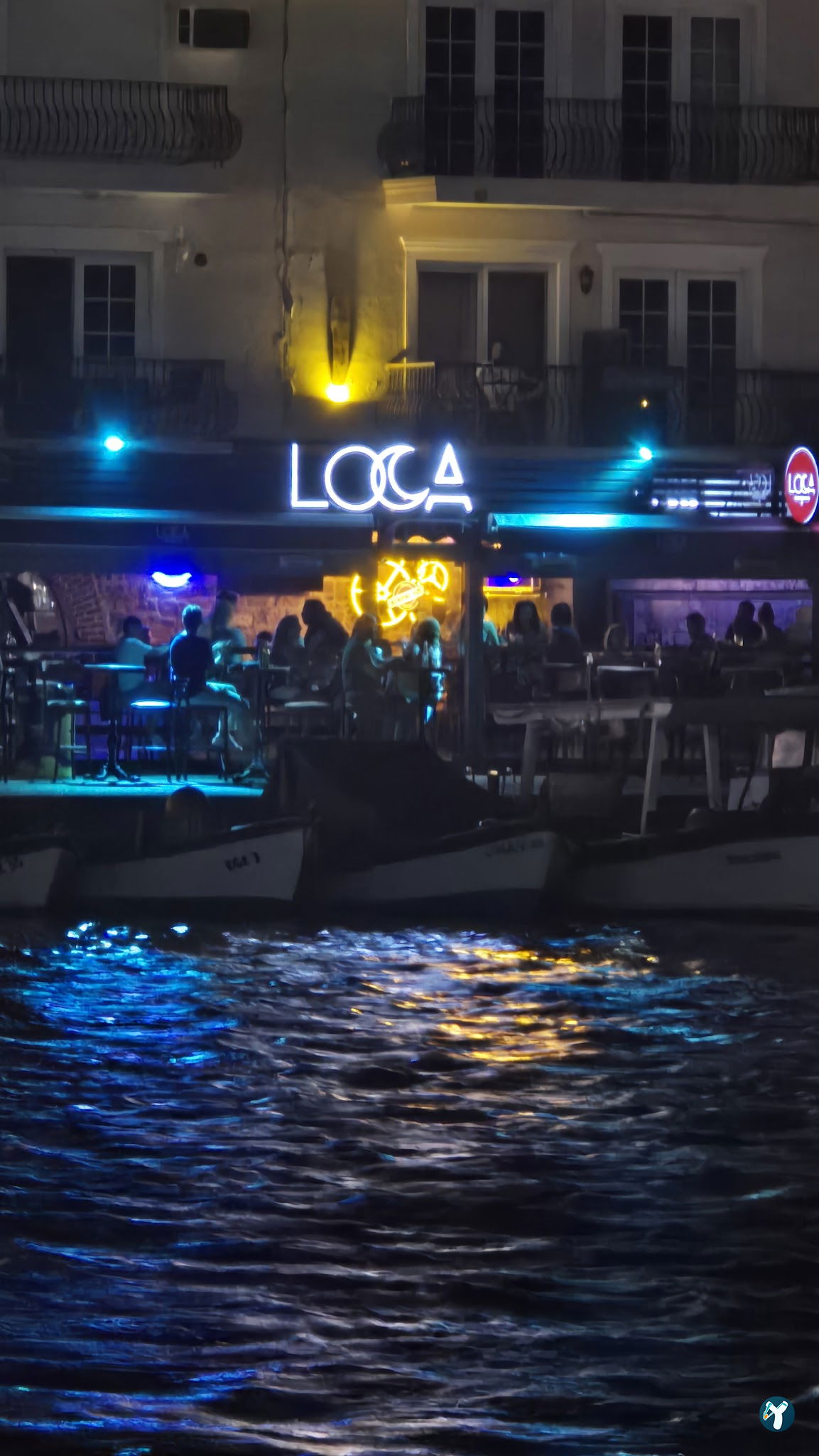 Loca Bar