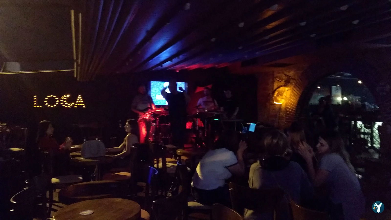 Loca Bar
