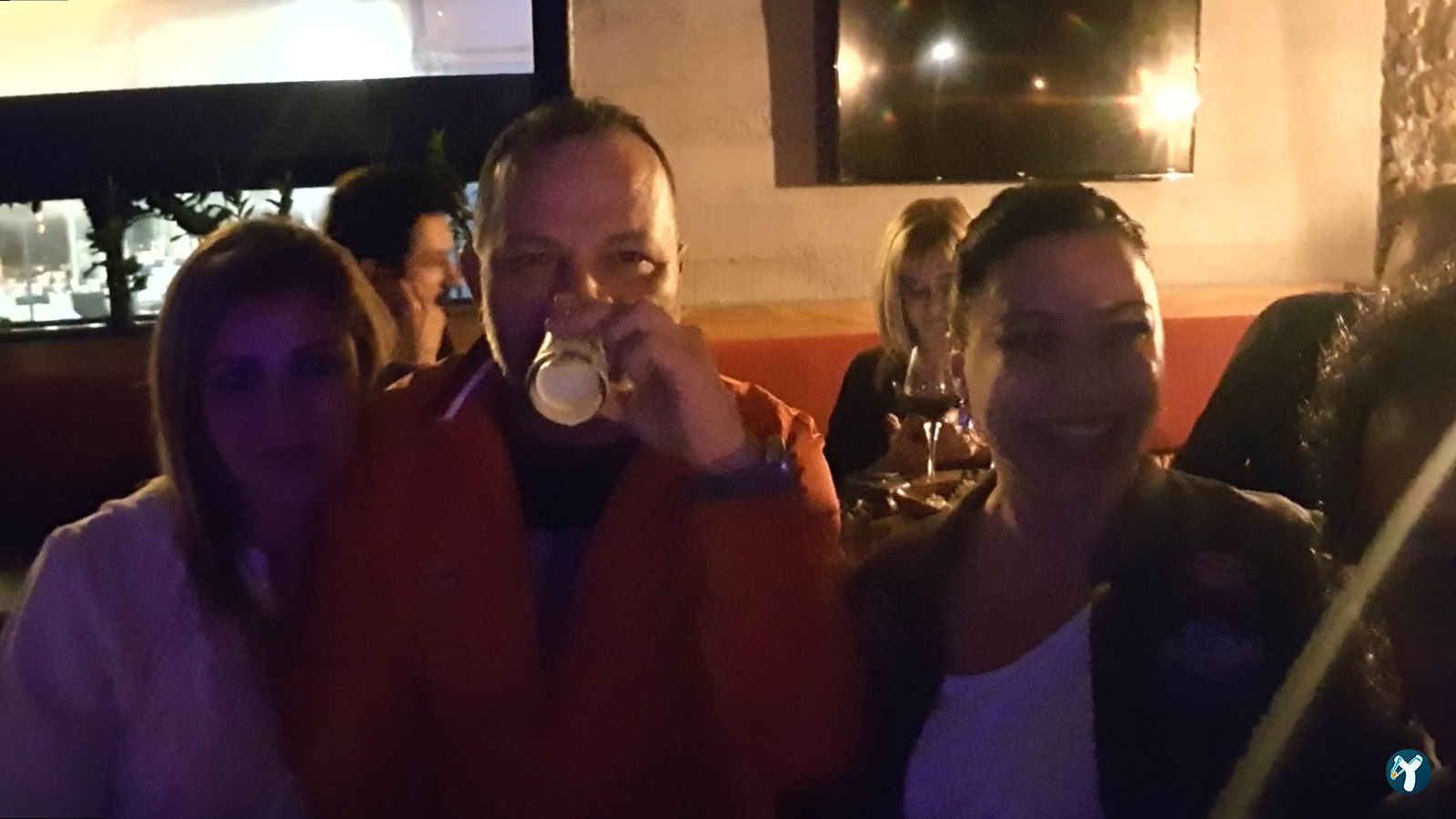 Loca Bar