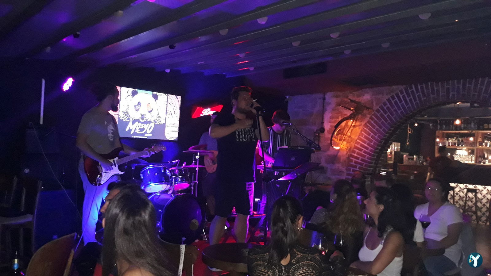 Loca Bar