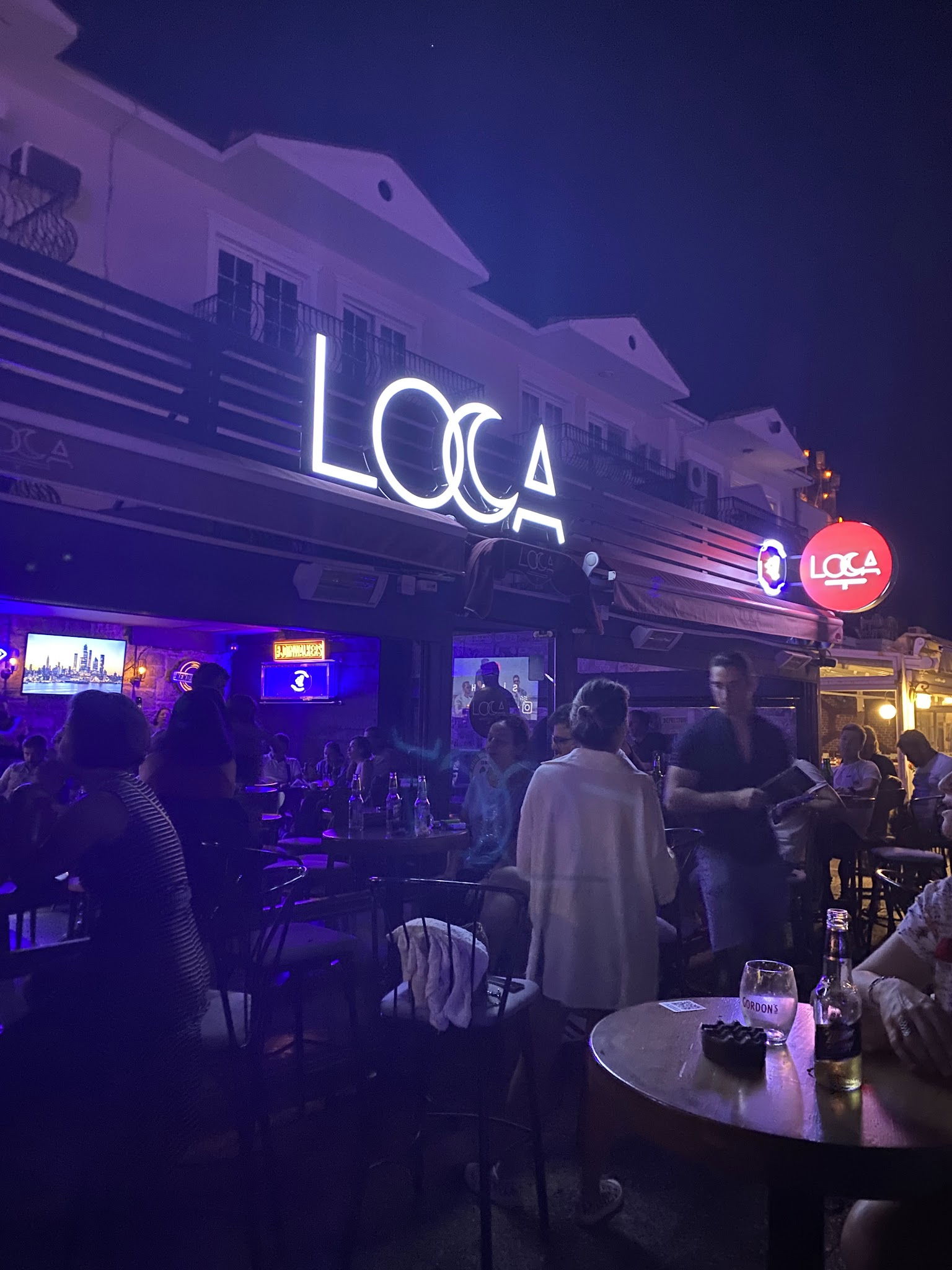 Loca Bar