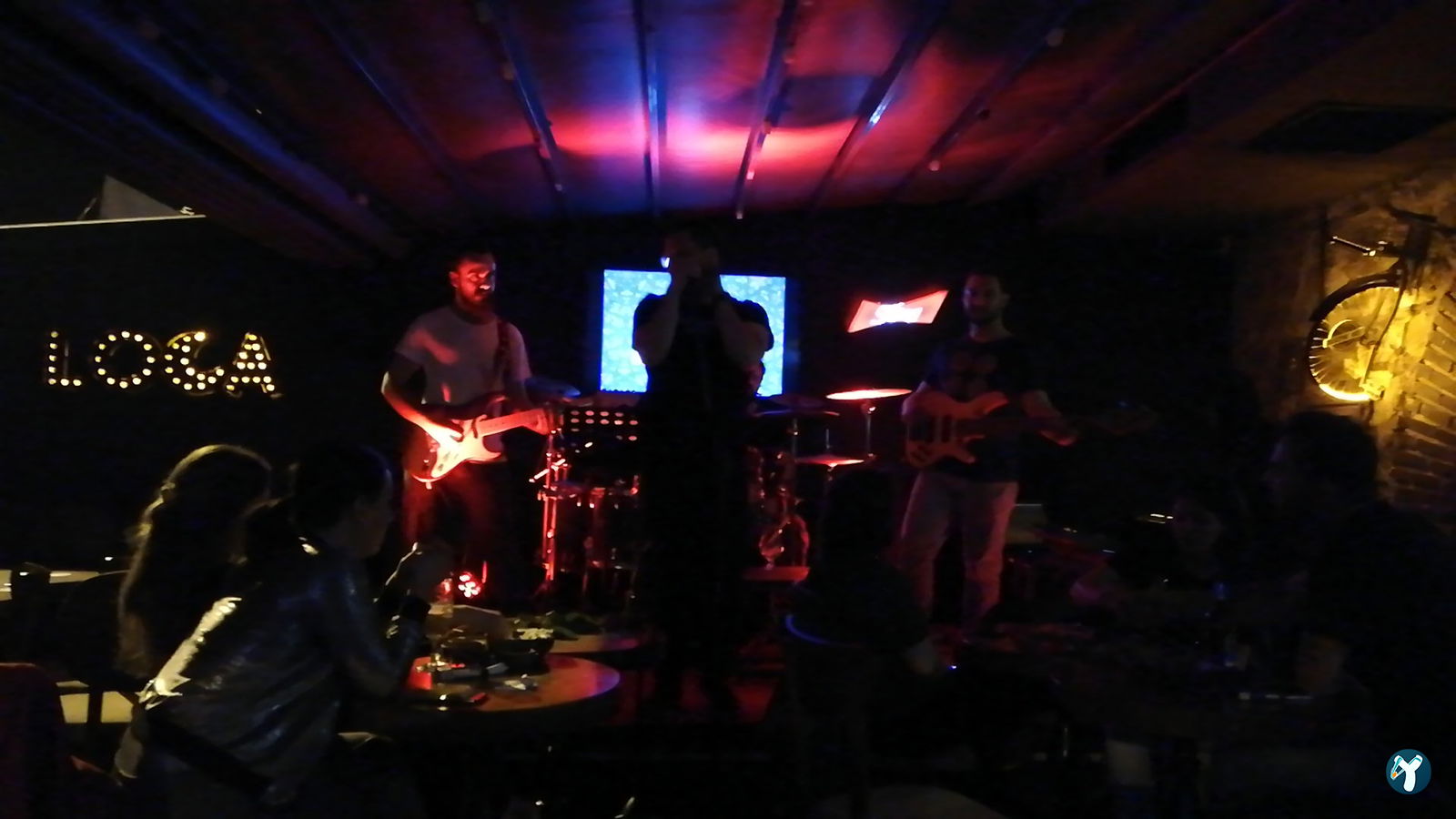 Loca Bar