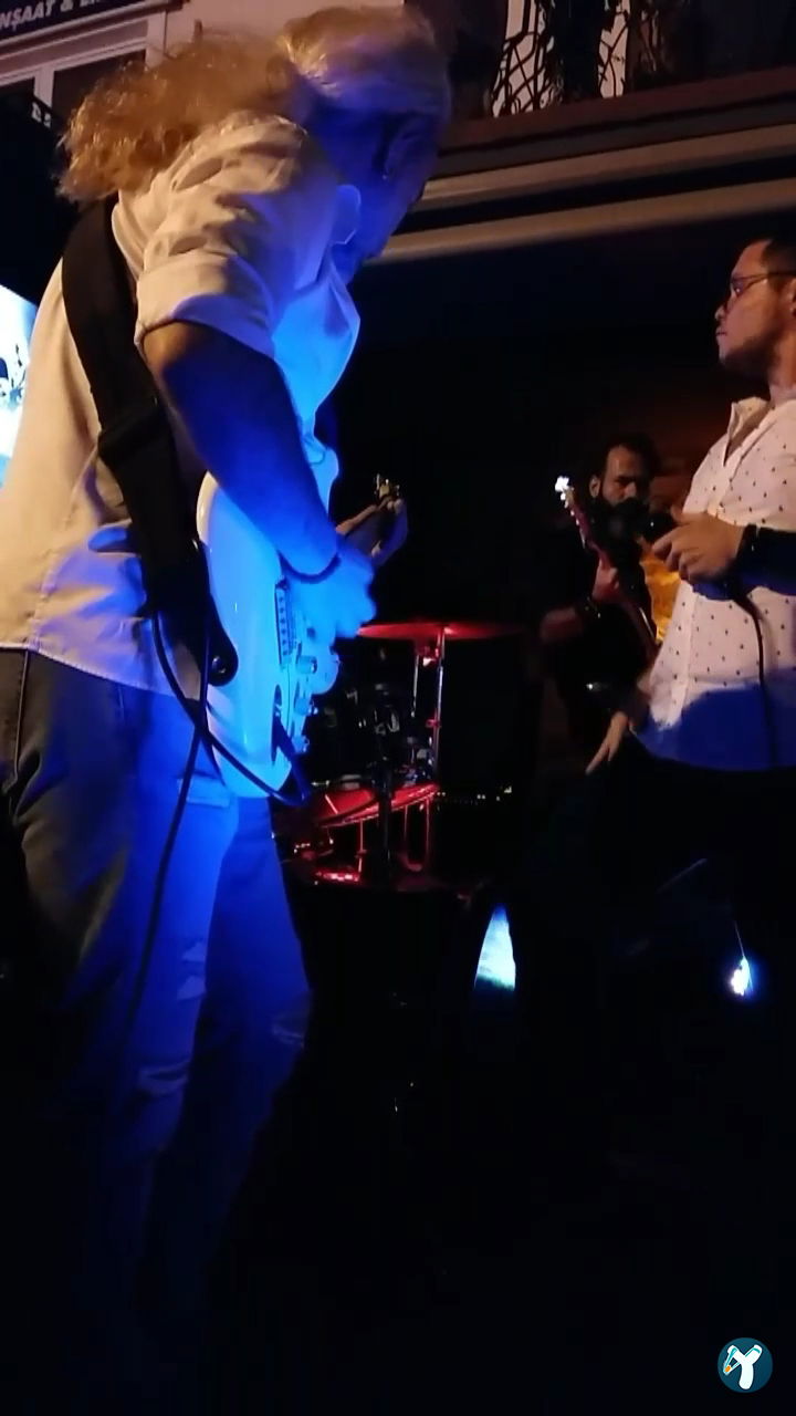 Loca Bar