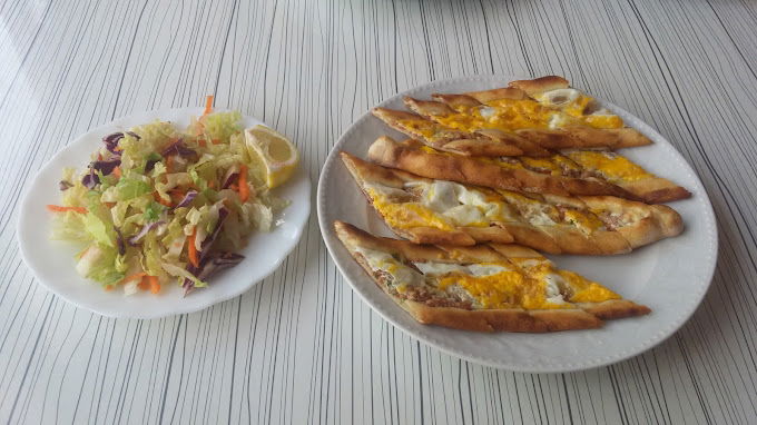 Özcan Pide & Kebap Salonu