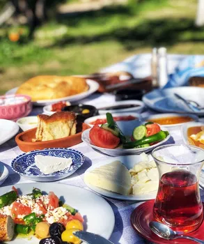 Alaçatı Demlik Kahvaltı&Cafe resimleri