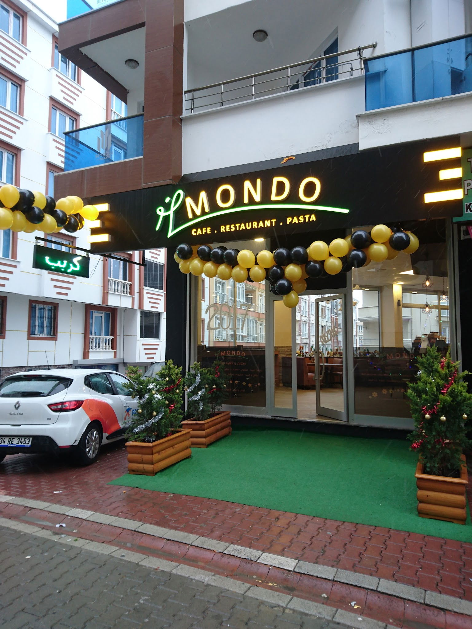 Mondo Restaurant