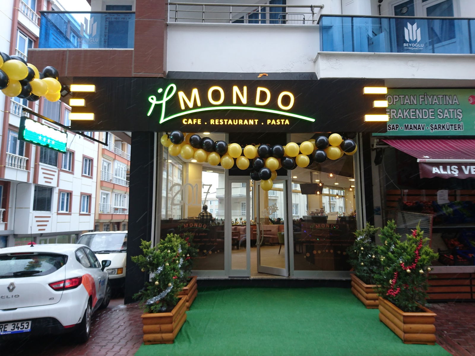 Mondo Restaurant