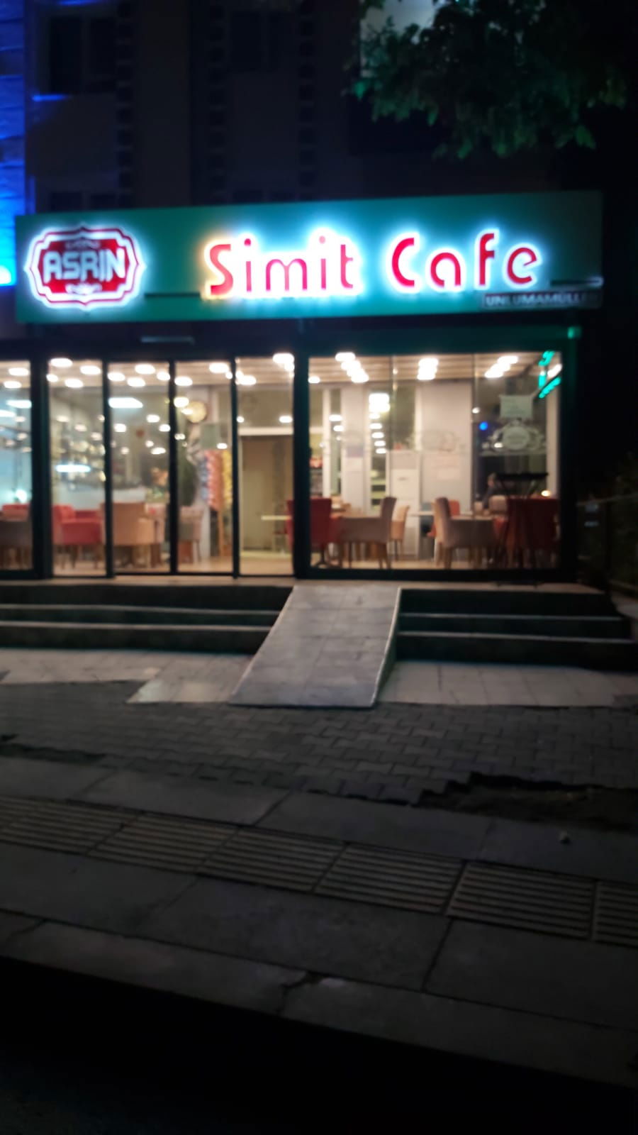 Yıldız Evler Asrin Simit Cafe