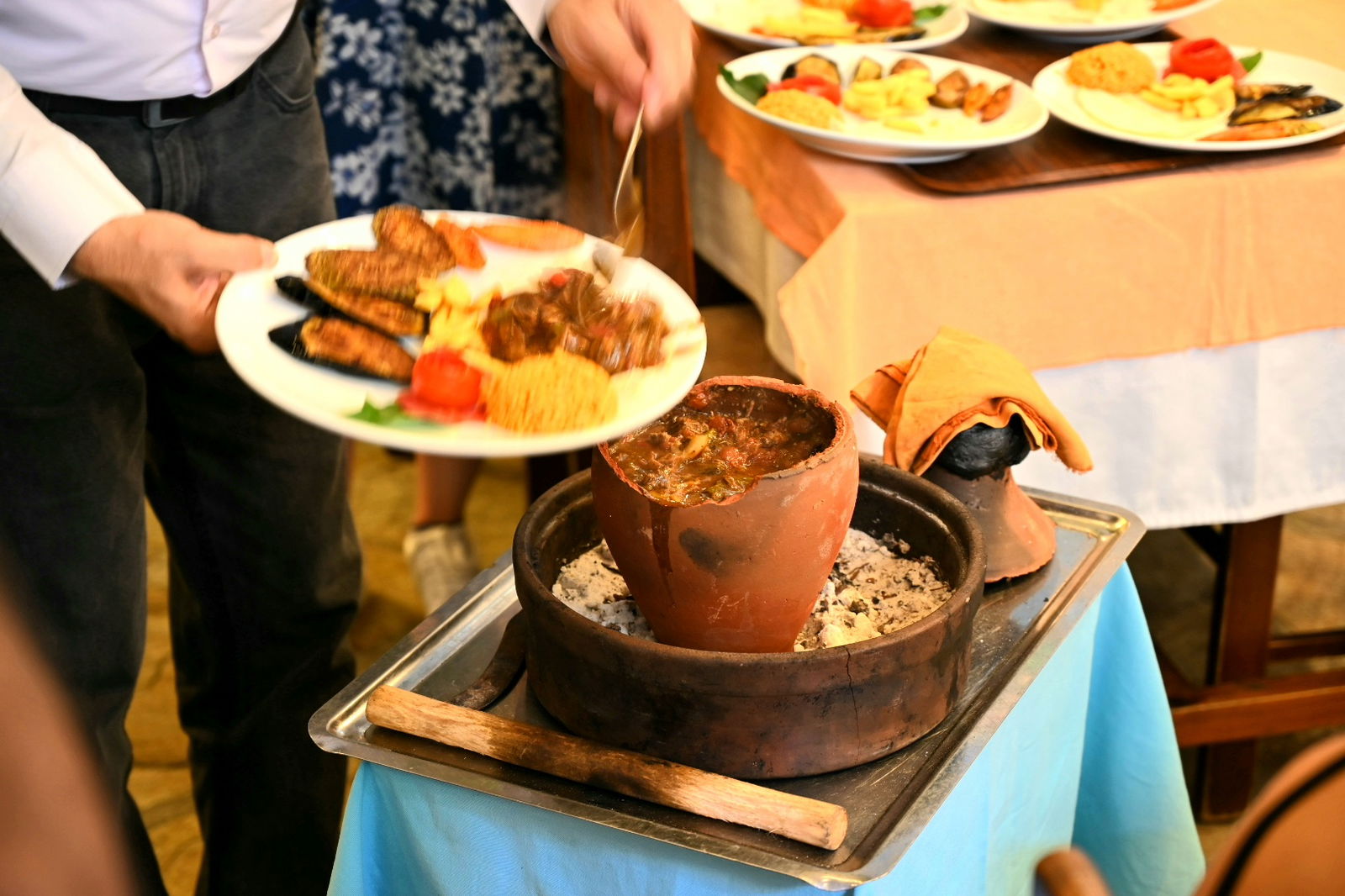 Erzincan Restaurant Kuşadası
