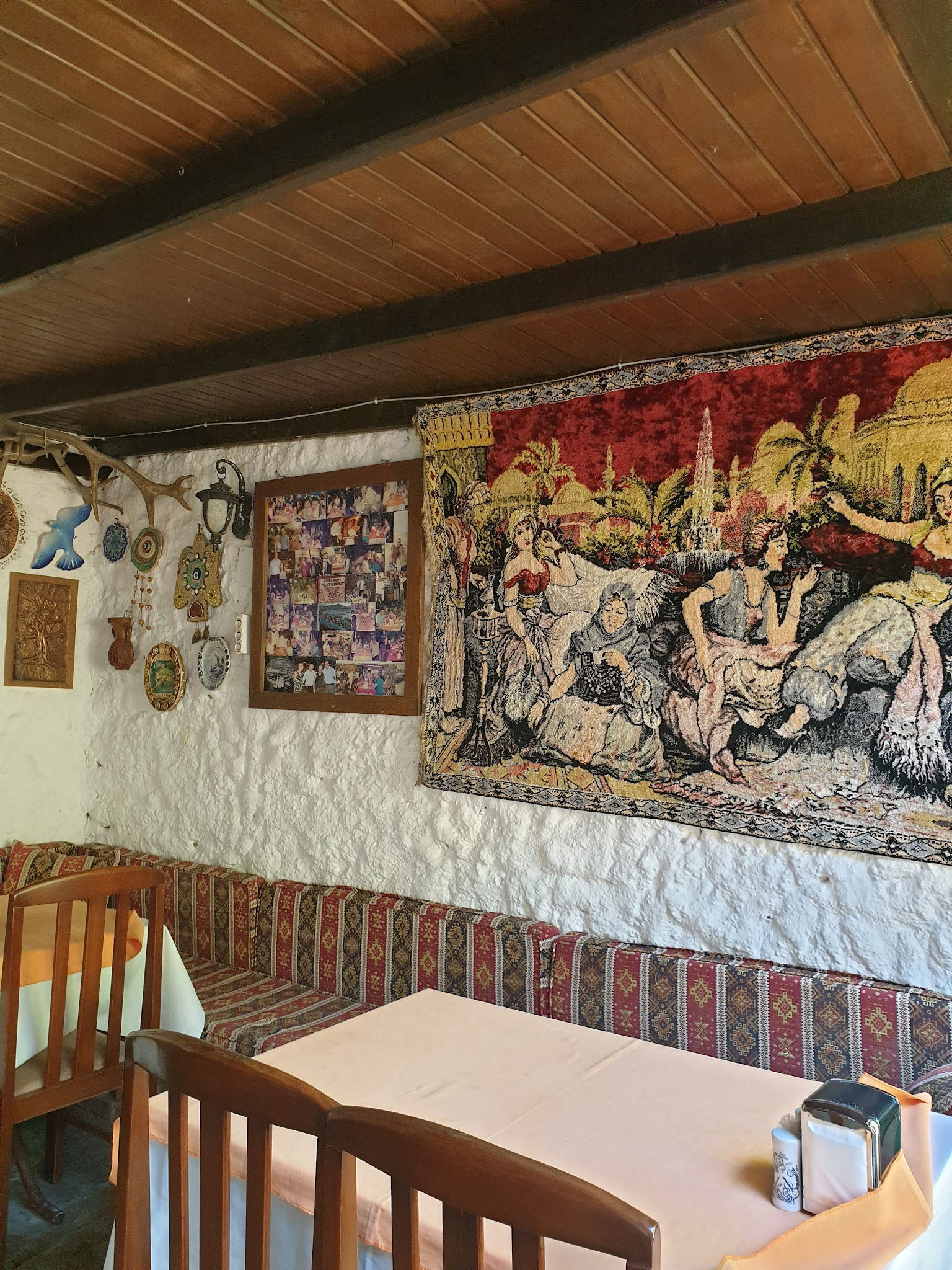 Erzincan Restaurant Kuşadası