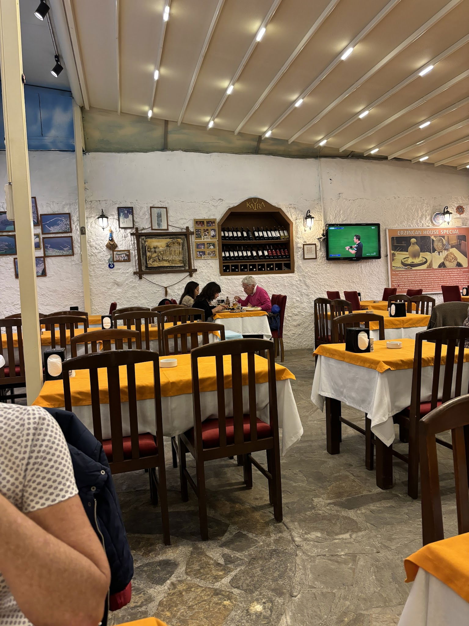 Erzincan Restaurant Kuşadası