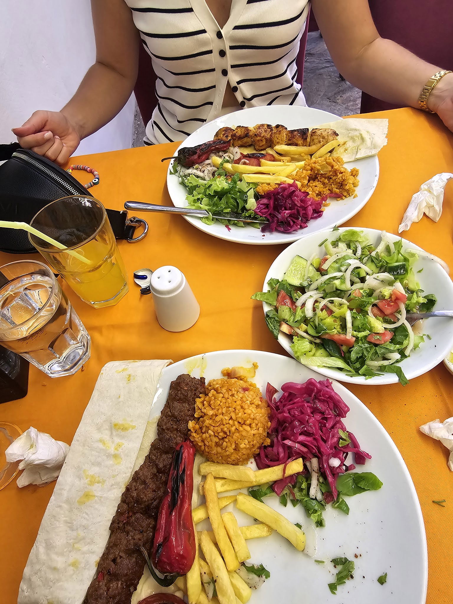 Erzincan Restaurant Kuşadası