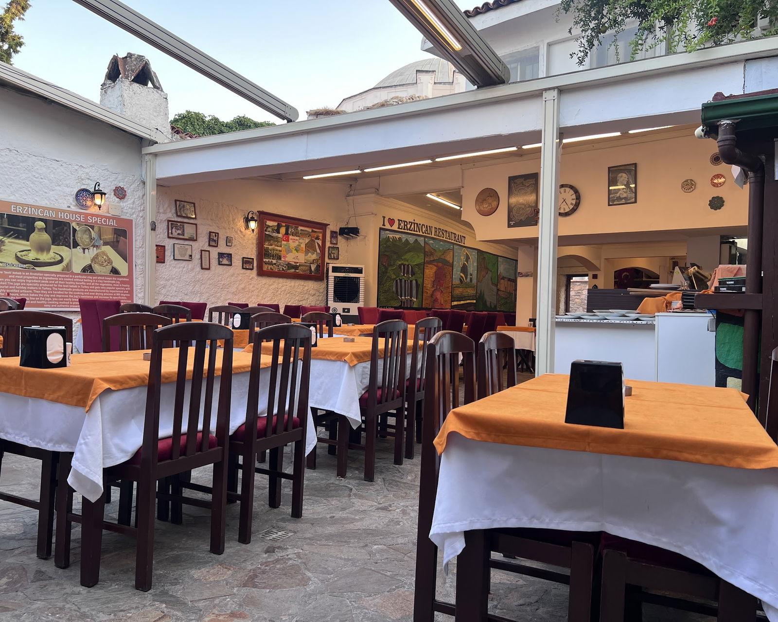 Erzincan Restaurant Kuşadası