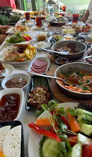 Bolçi Cafe Restaurant