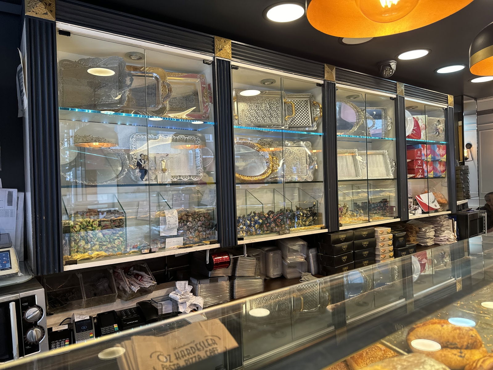 Öz Kardeşler Pasta-Cafe