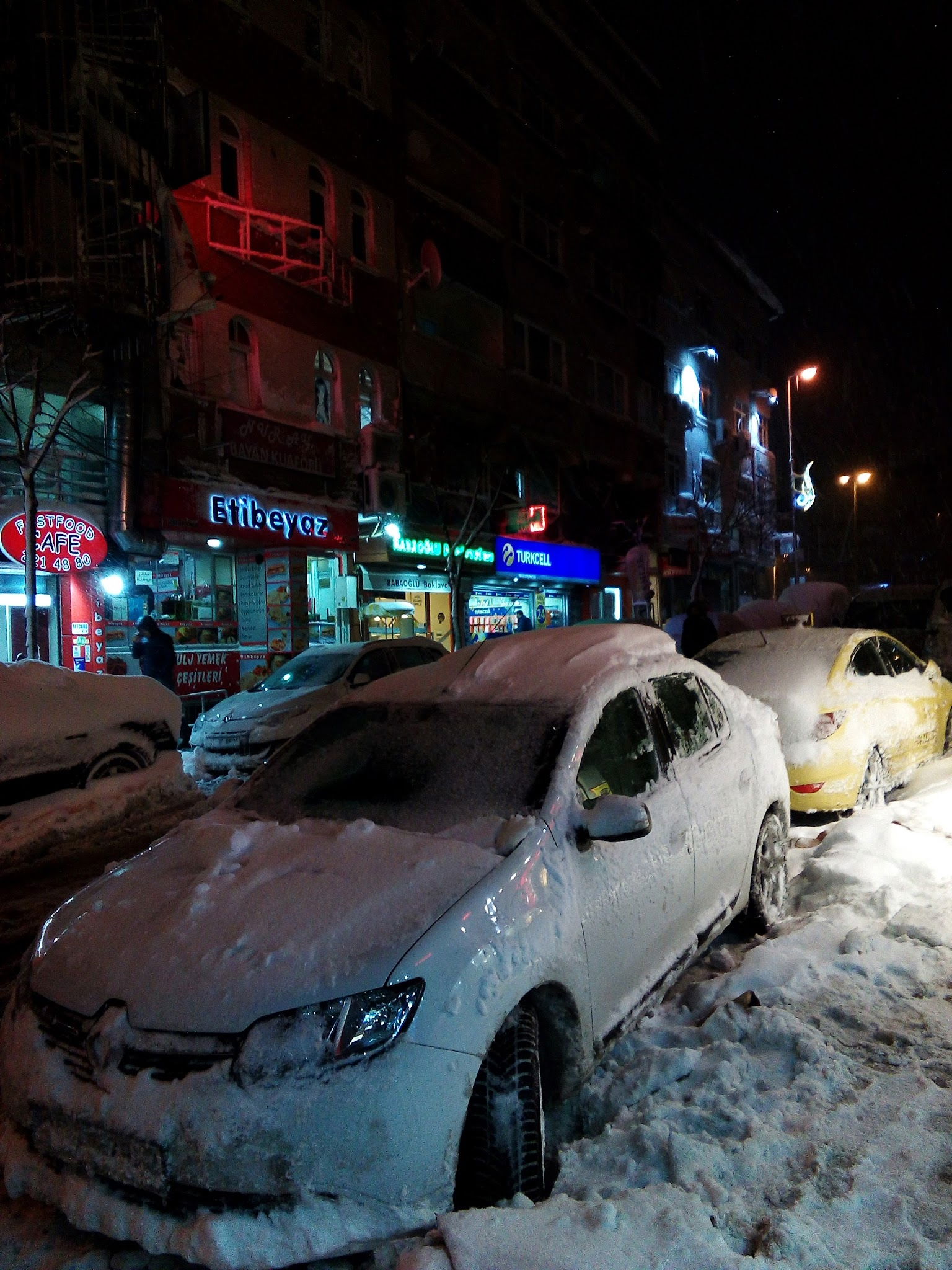 Öz Kardeşler Pasta-Cafe