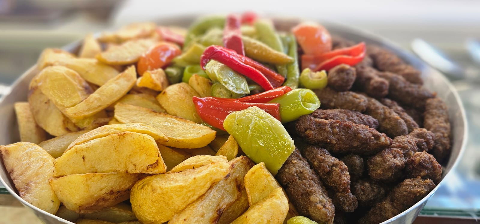 İzmir Girit Lokantası