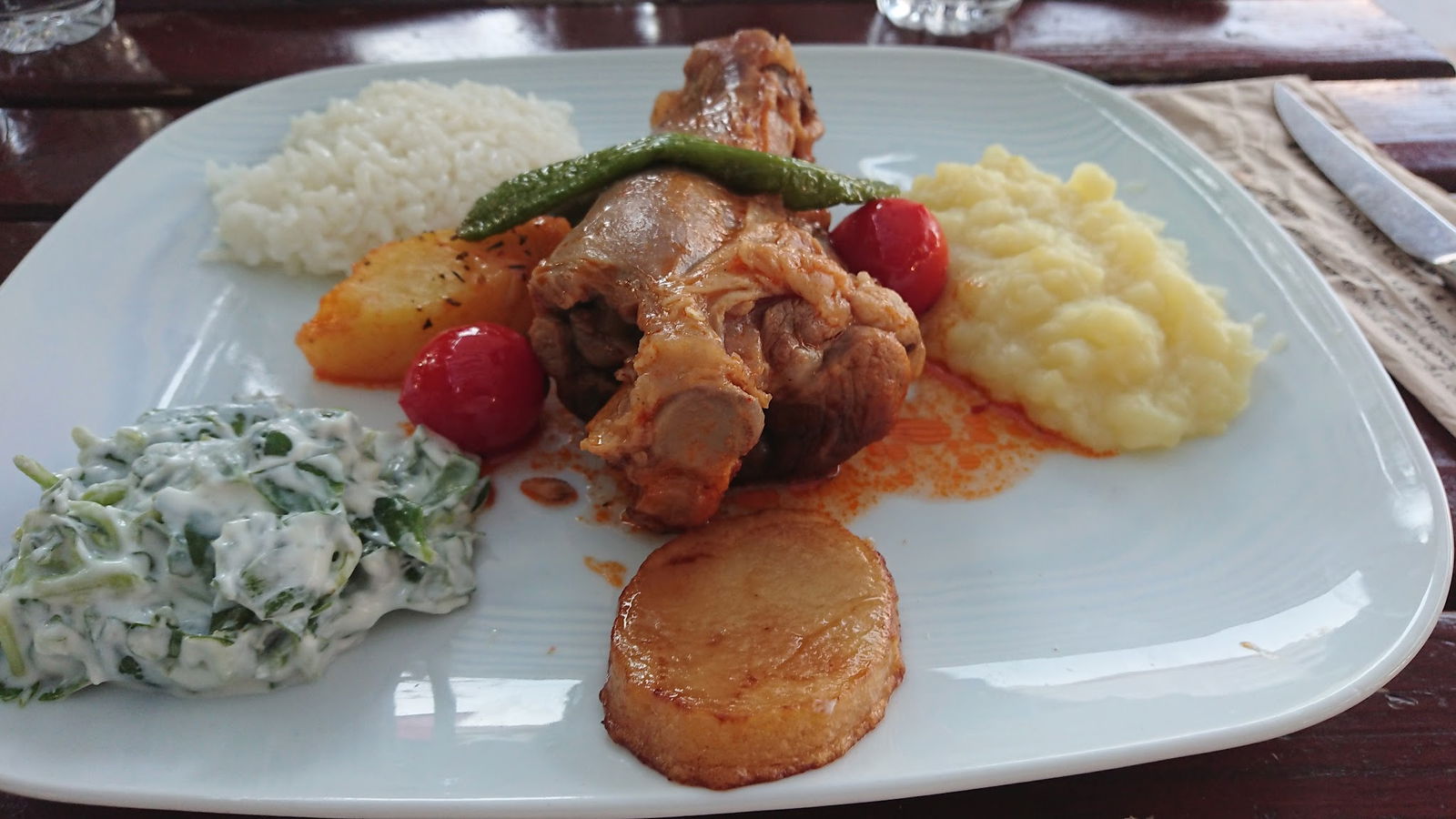 İzmir Girit Lokantası