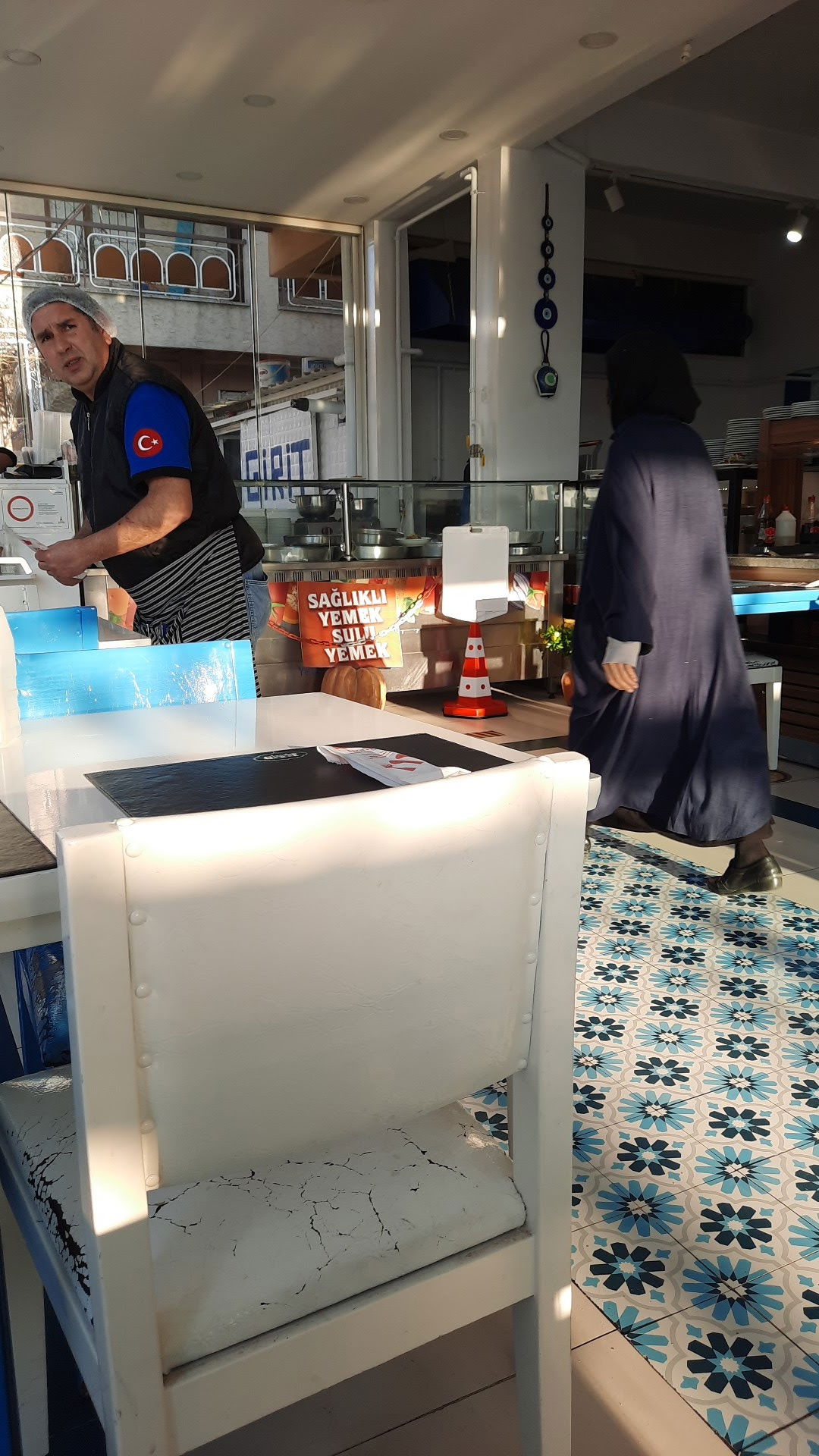 İzmir Girit Lokantası