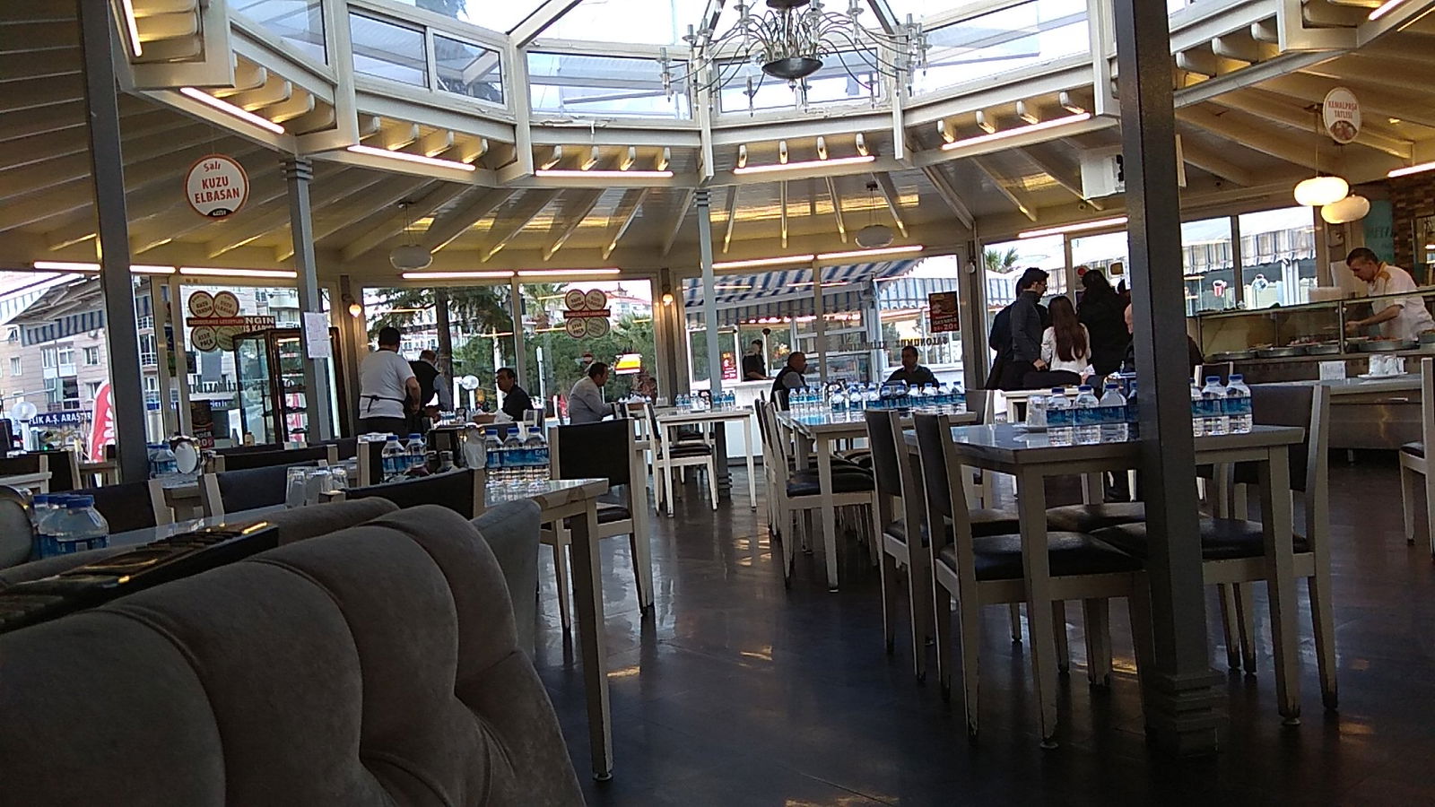 İzmir Girit Lokantası