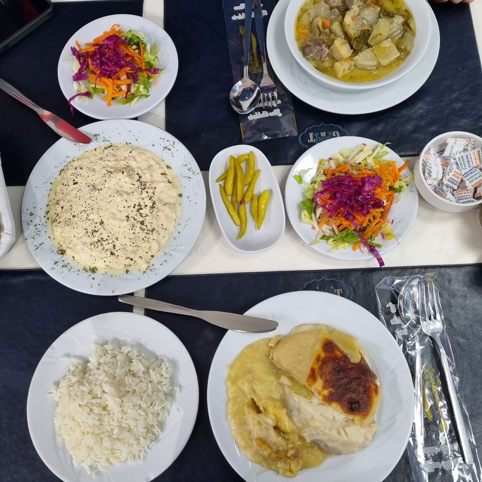 İzmir Girit Lokantası