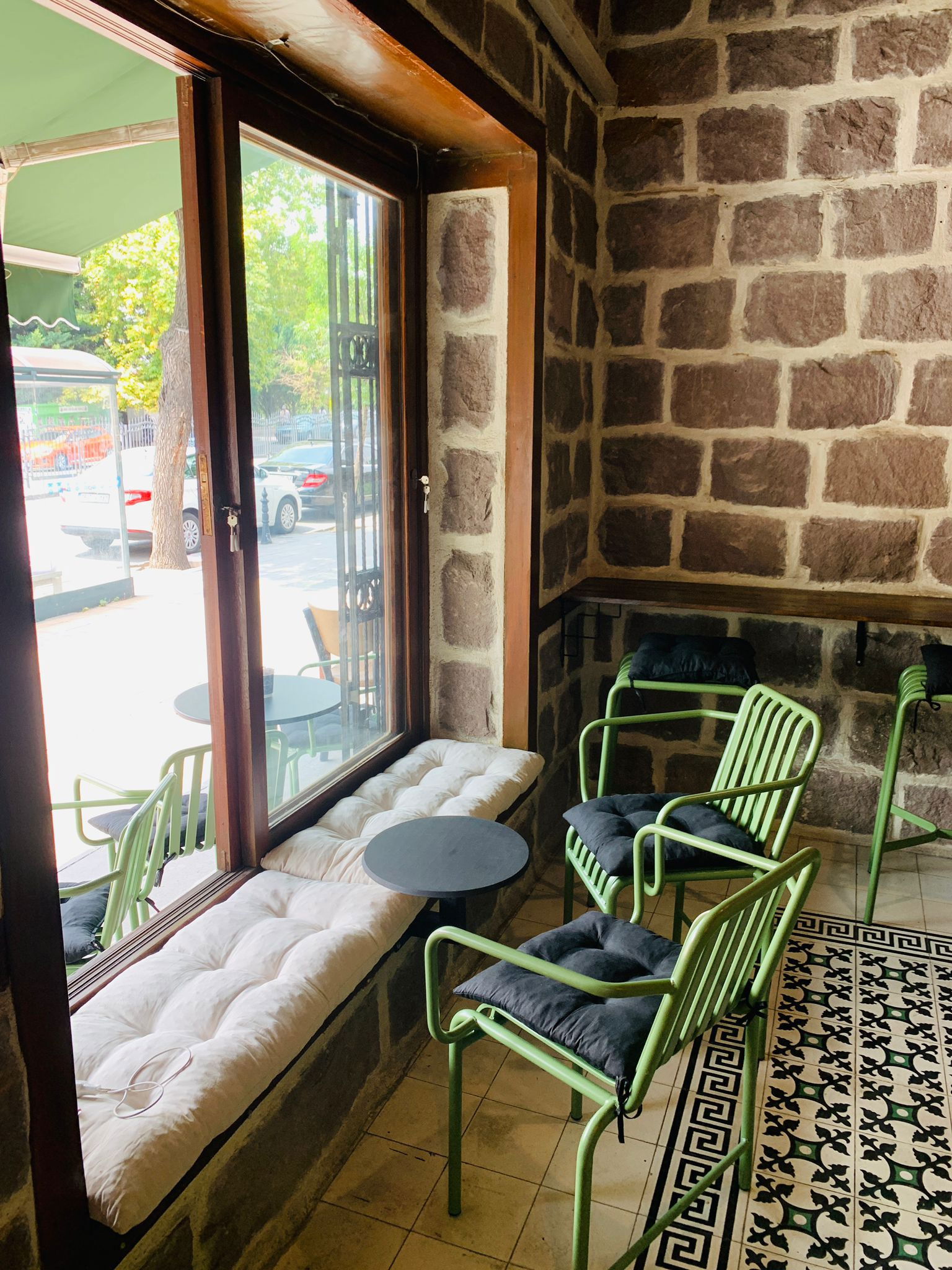 Pi̇ta Homemade Sandwich