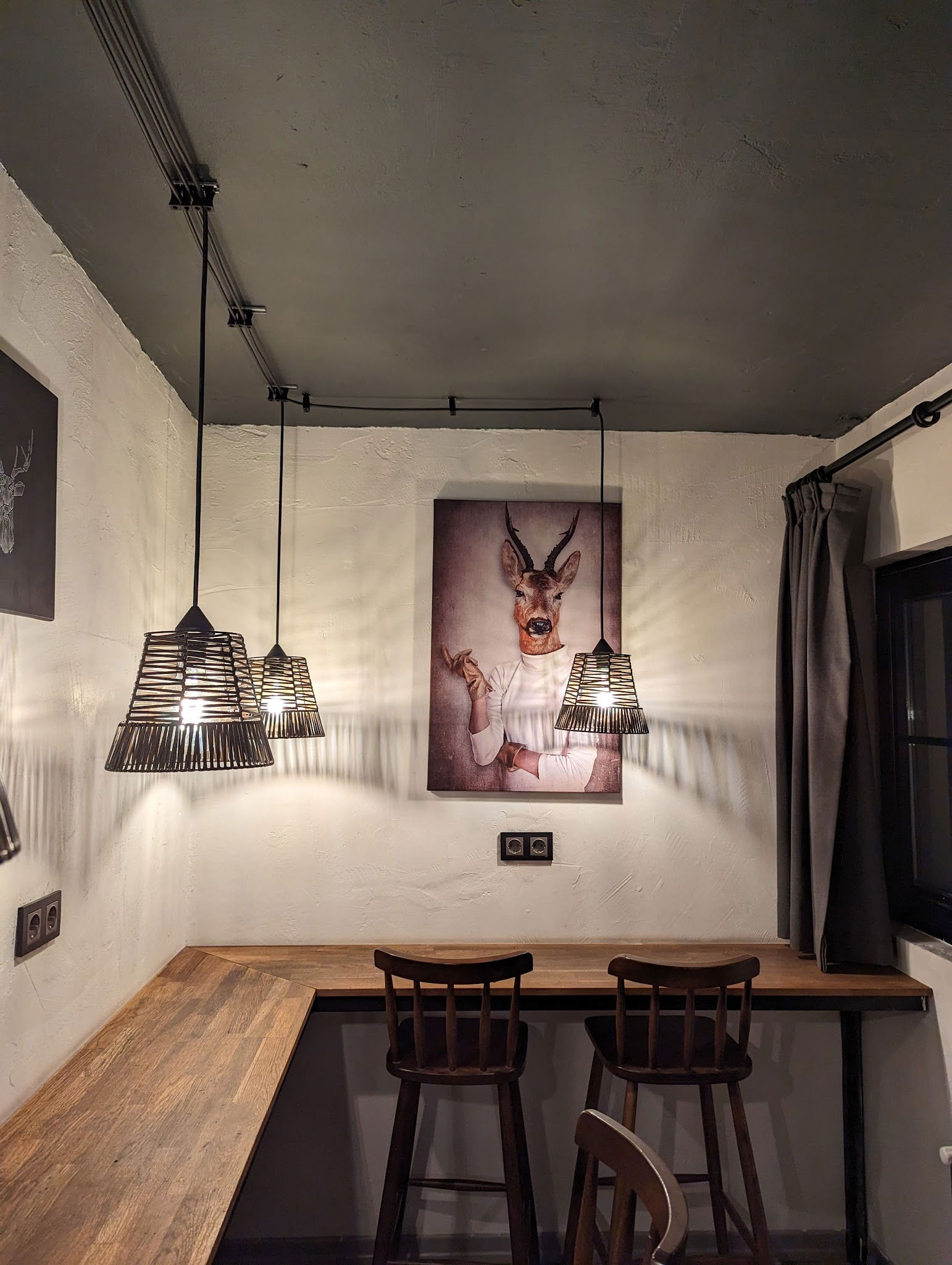 Paper Roasting Coffee & Chocolate - Bestekar