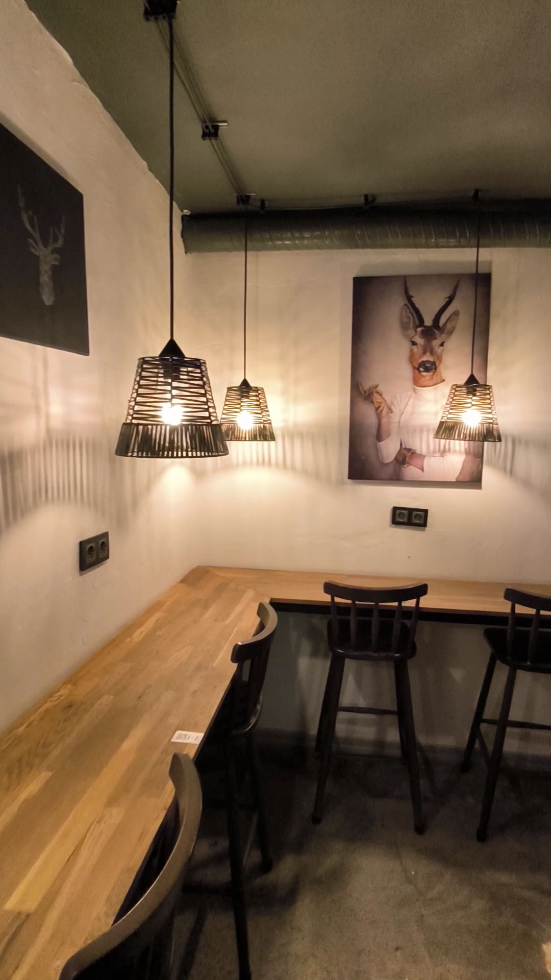 Paper Roasting Coffee & Chocolate - Bestekar