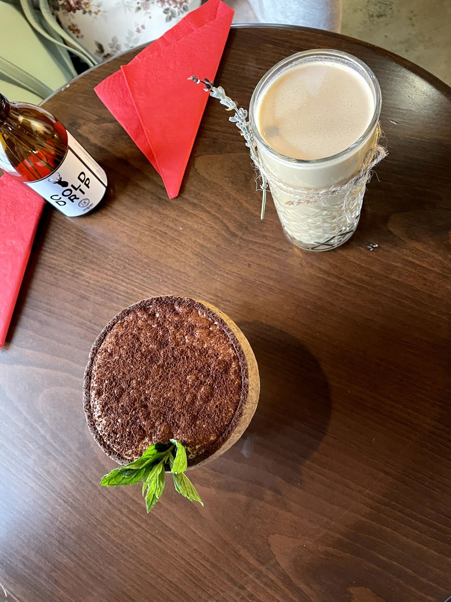 Paper Roasting Coffee & Chocolate - Bestekar