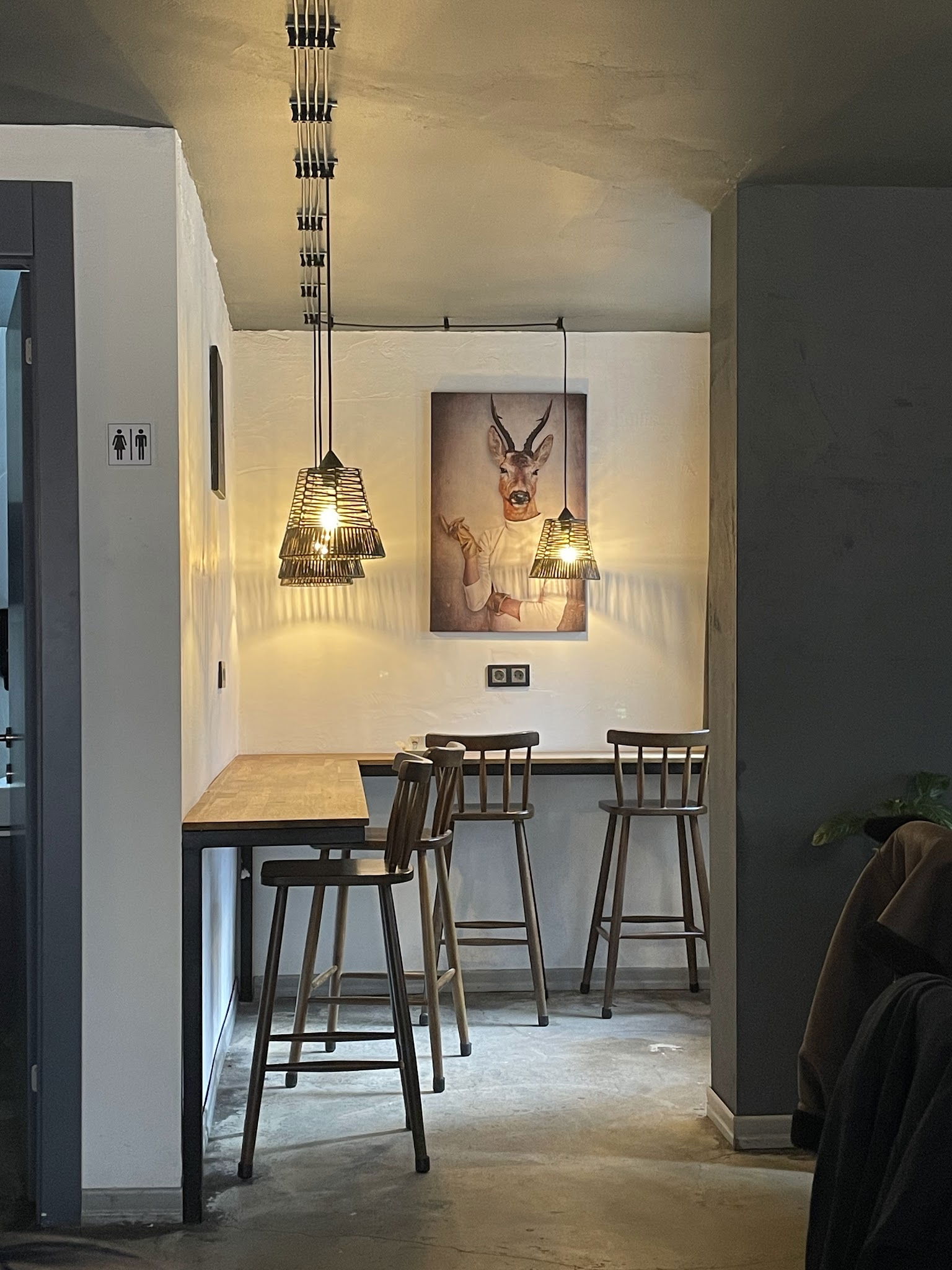 Paper Roasting Coffee & Chocolate - Bestekar