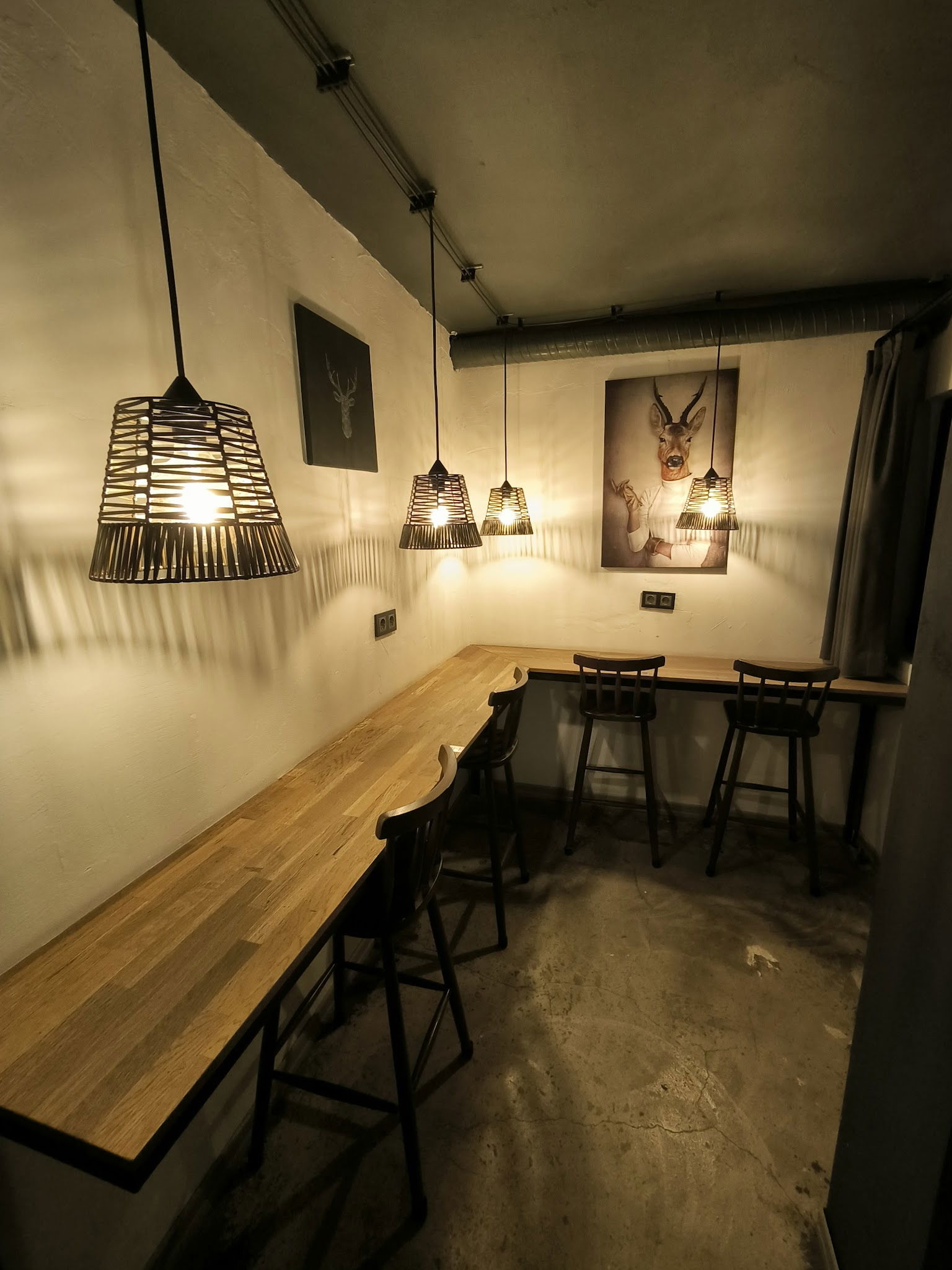 Paper Roasting Coffee & Chocolate - Bestekar