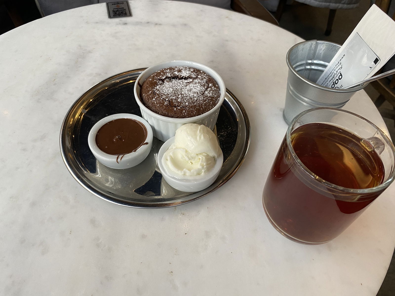 Paper Roasting Coffee & Chocolate - Bestekar