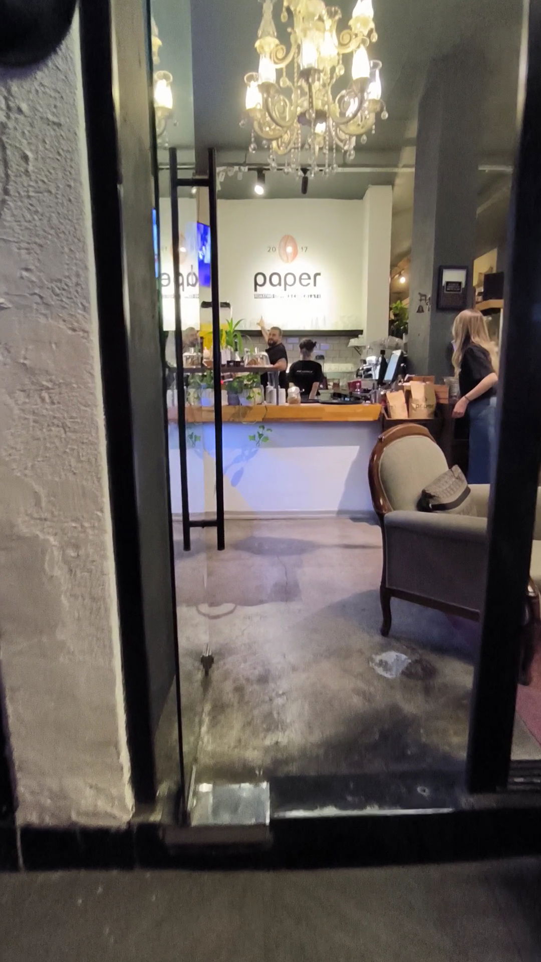 Paper Roasting Coffee & Chocolate - Bestekar