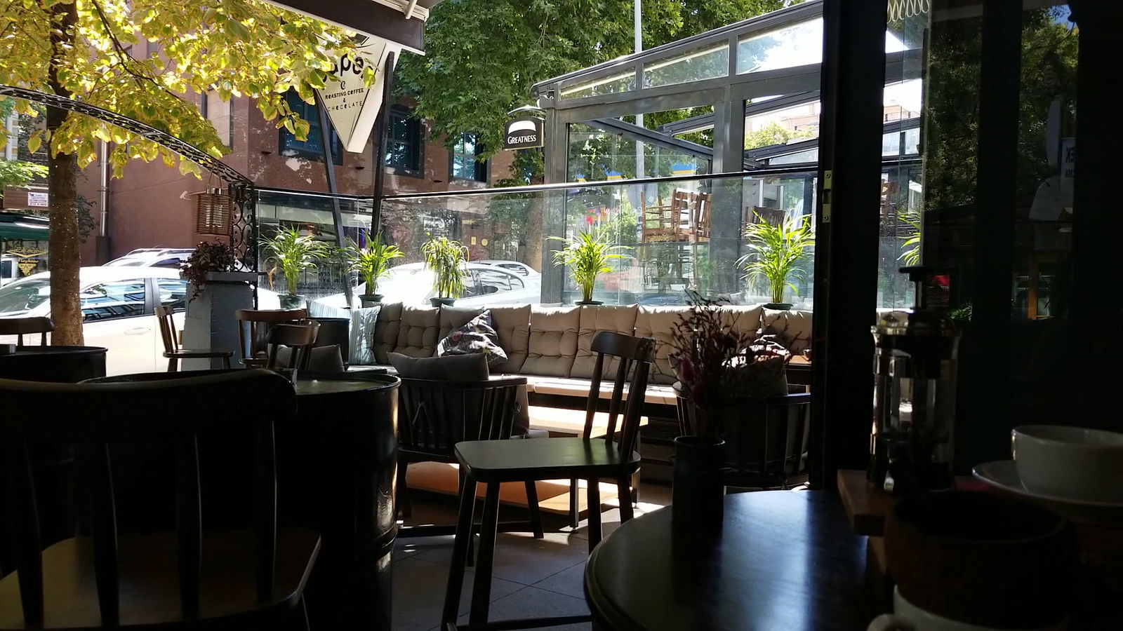 Paper Roasting Coffee & Chocolate - Bestekar