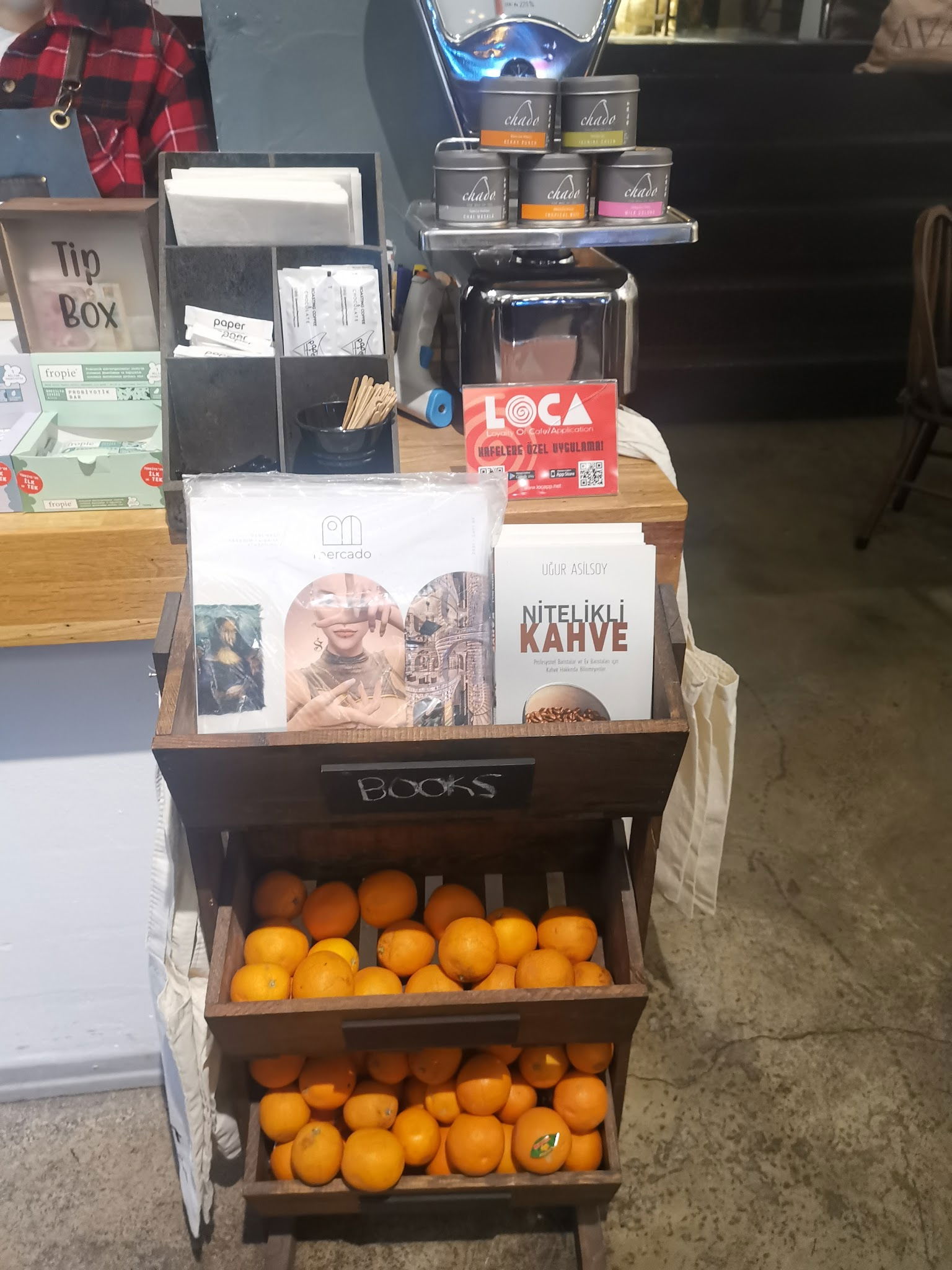 Paper Roasting Coffee & Chocolate - Bestekar