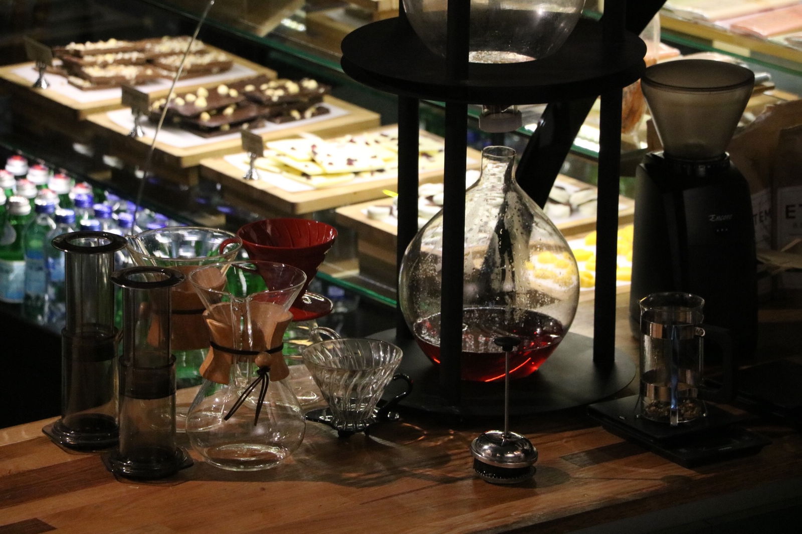 Paper Roasting Coffee & Chocolate - Bestekar