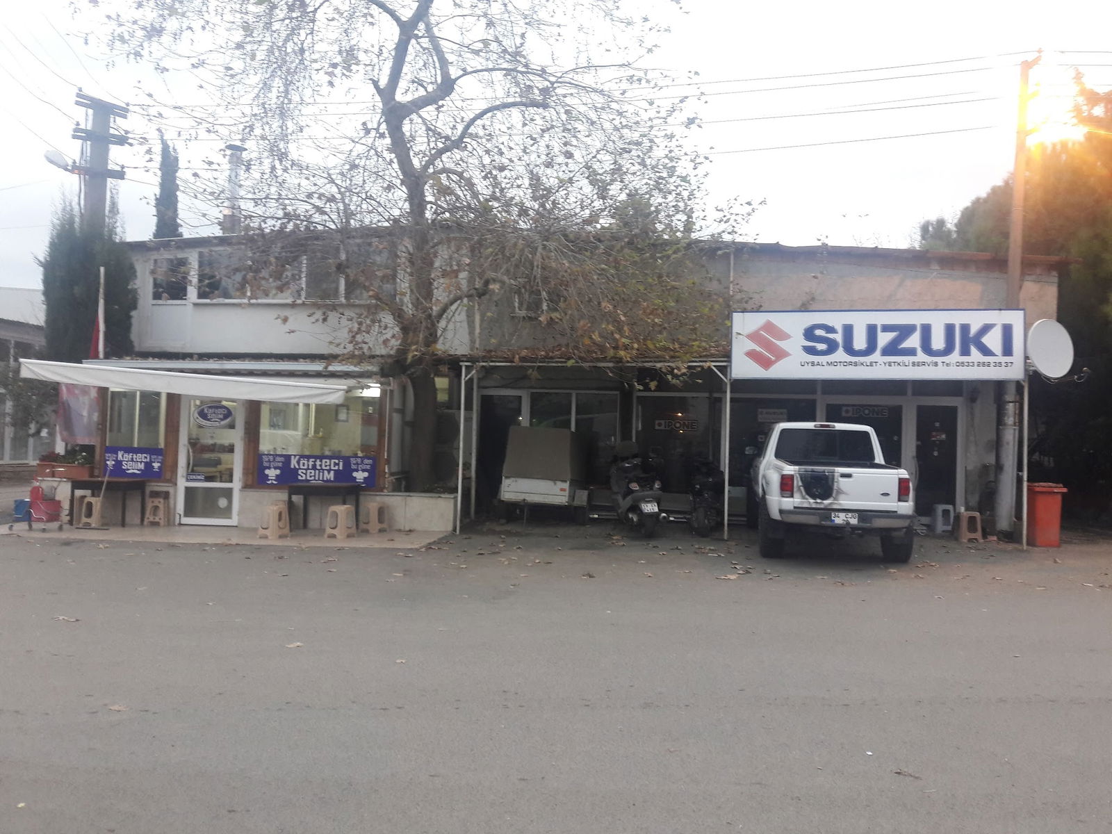 Sardunya Köfte Ve Çorba