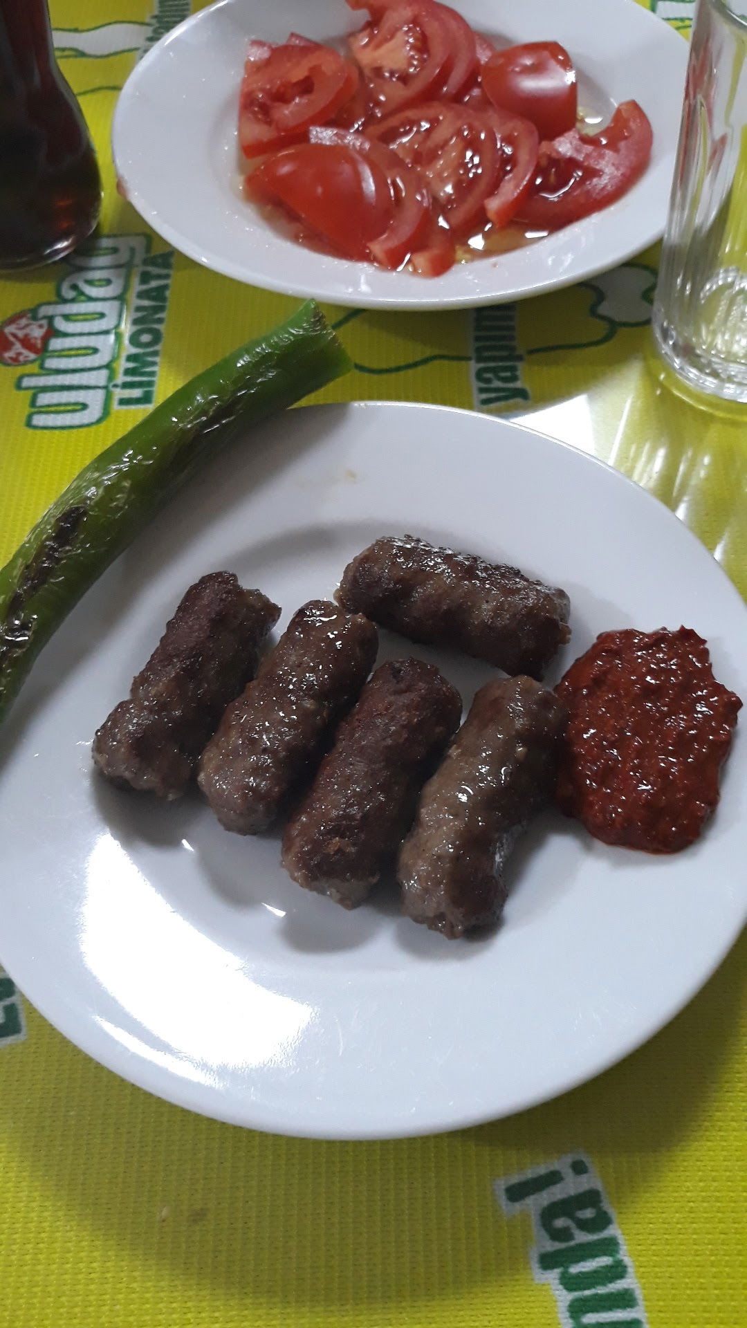 Sardunya Köfte Ve Çorba