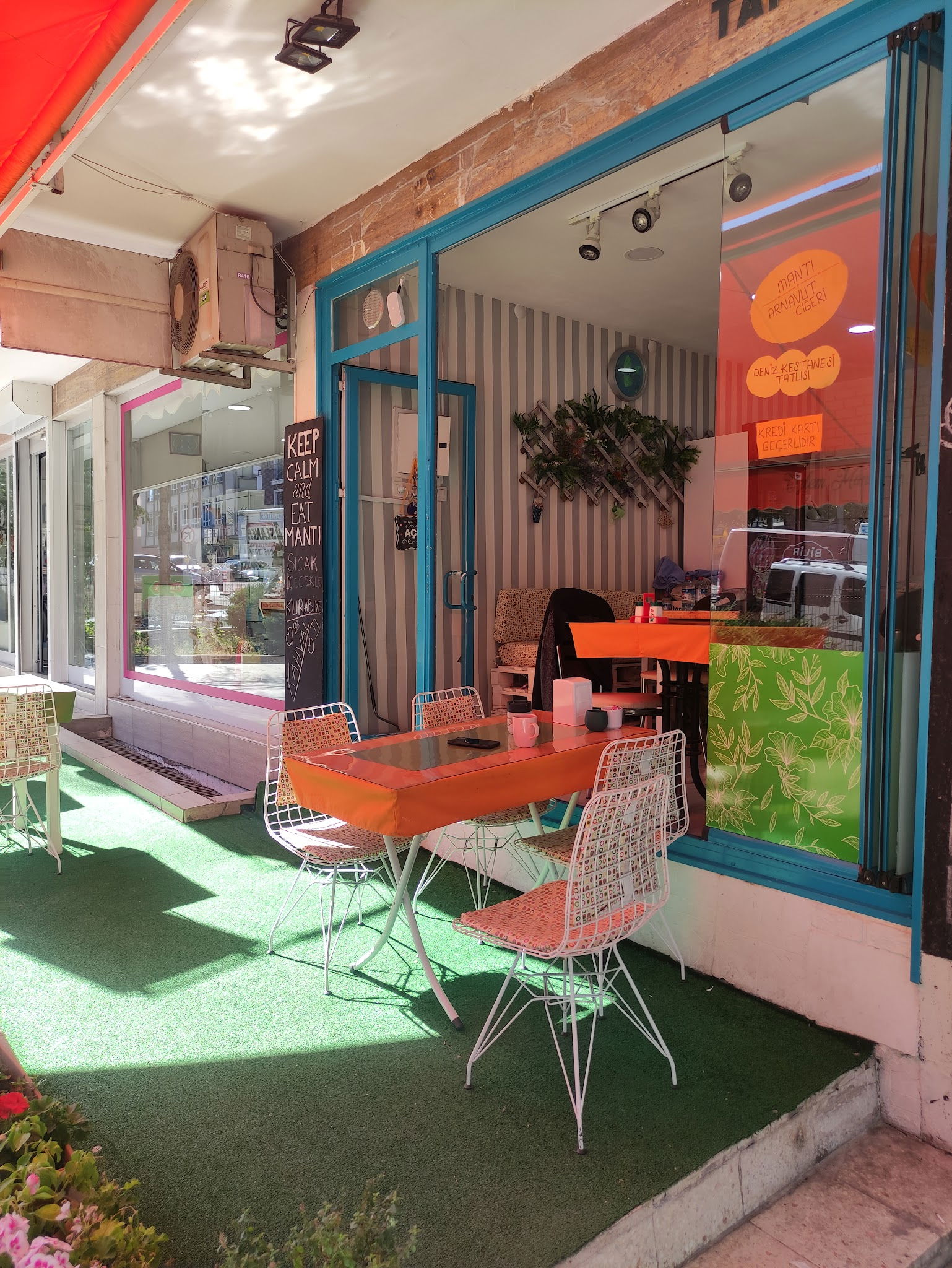 Özlem Mantı Ve Cafe