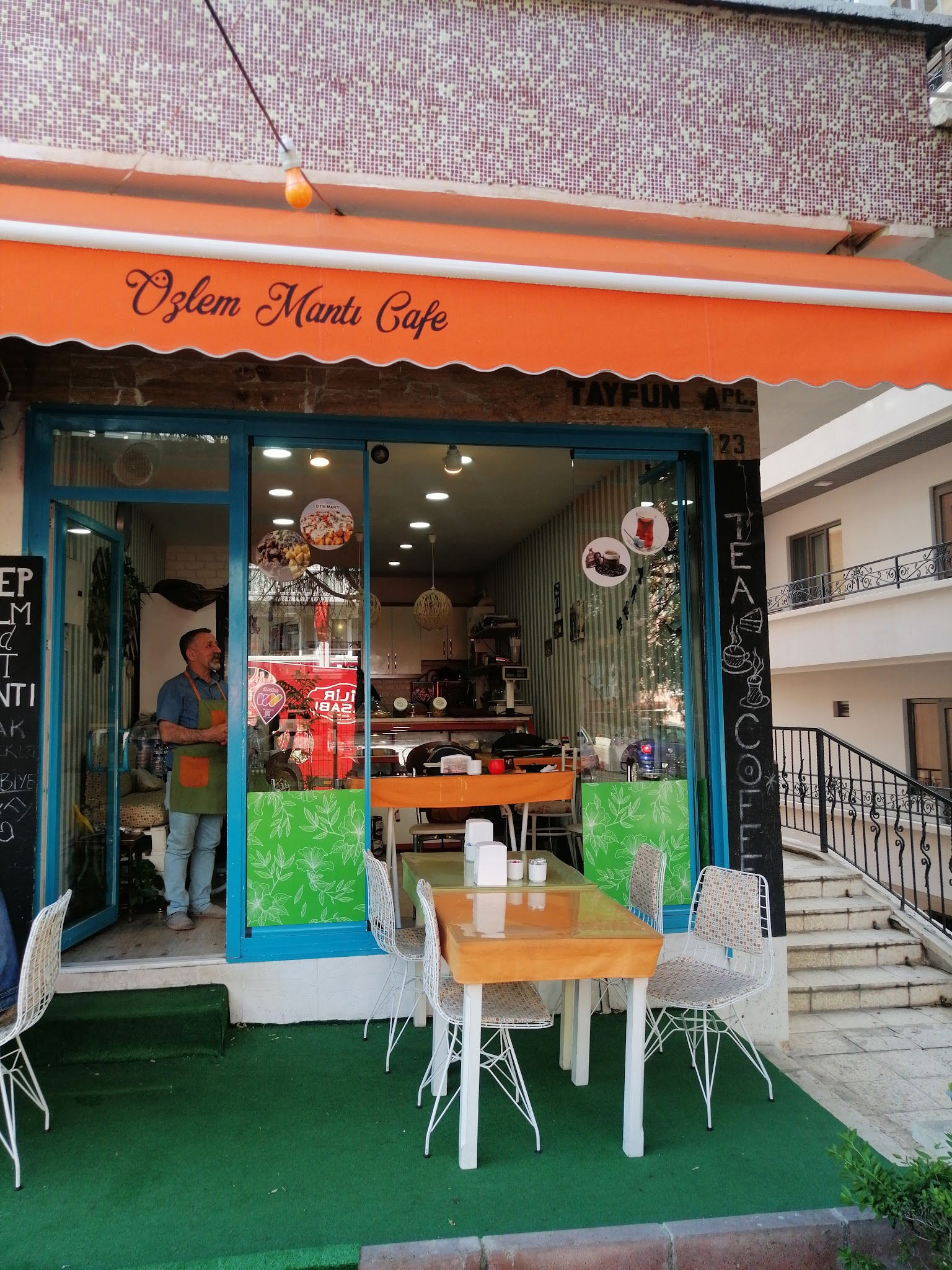 Özlem Mantı Ve Cafe