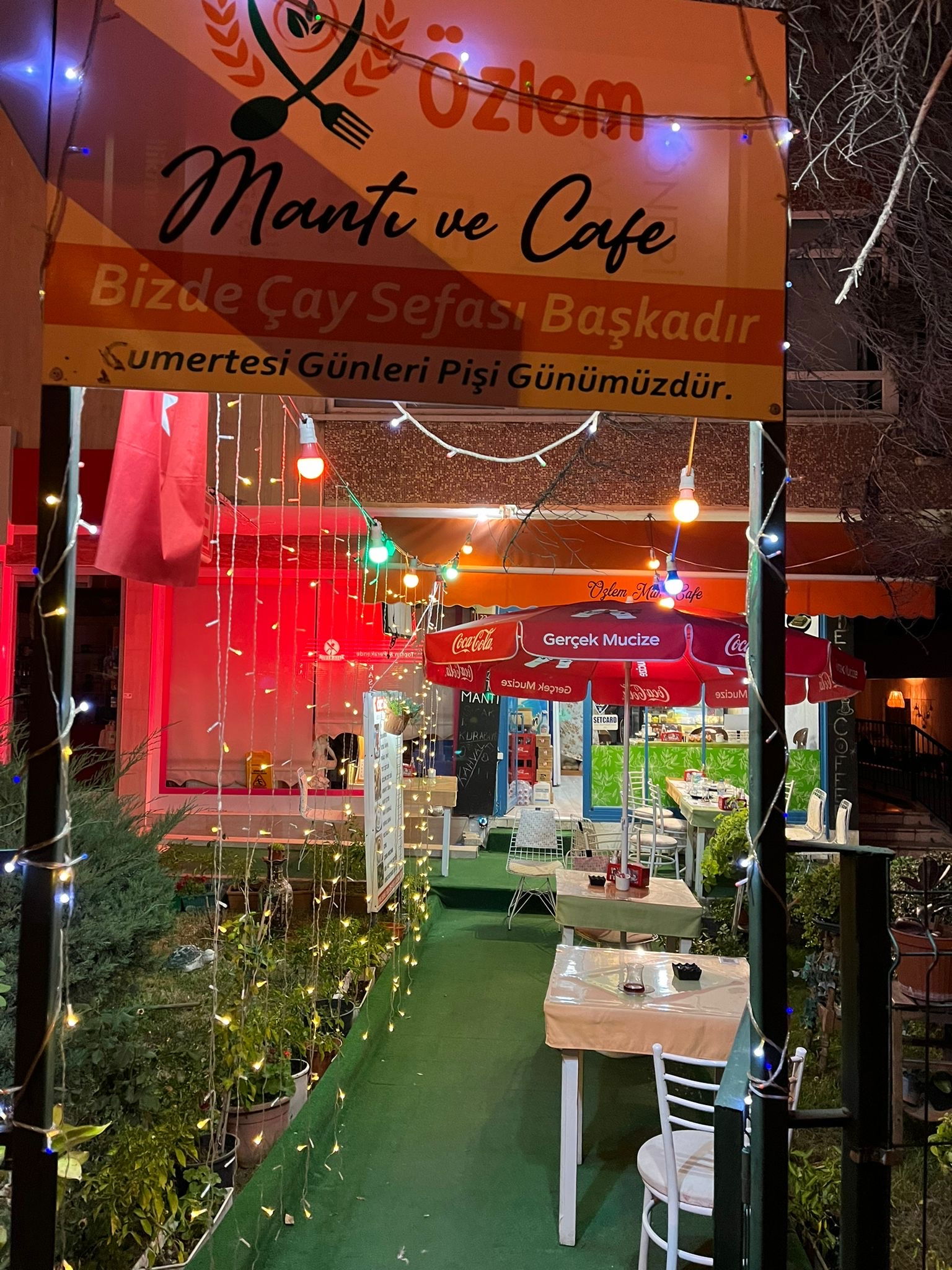 Özlem Mantı Ve Cafe