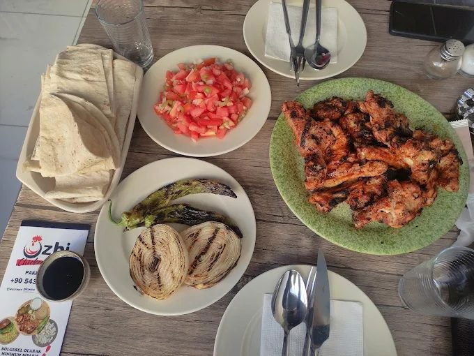 OZBİ CHİCKEN & GRİLL