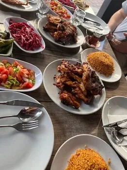 OZBİ CHİCKEN & GRİLL resimleri