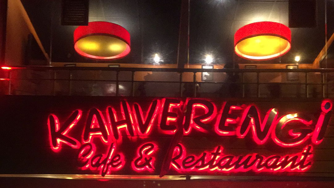 Kahverengi Cafe Çapa