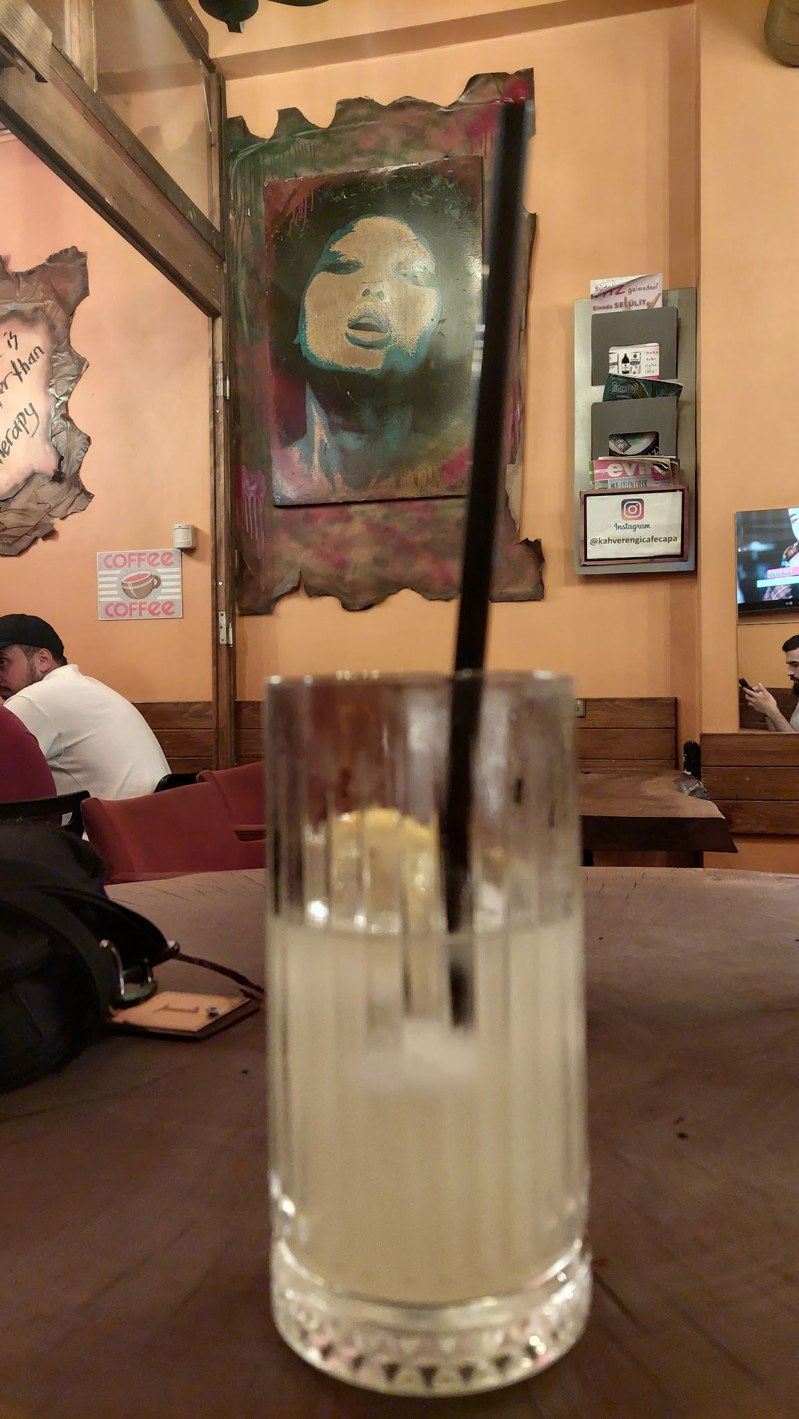 Kahverengi Cafe Çapa