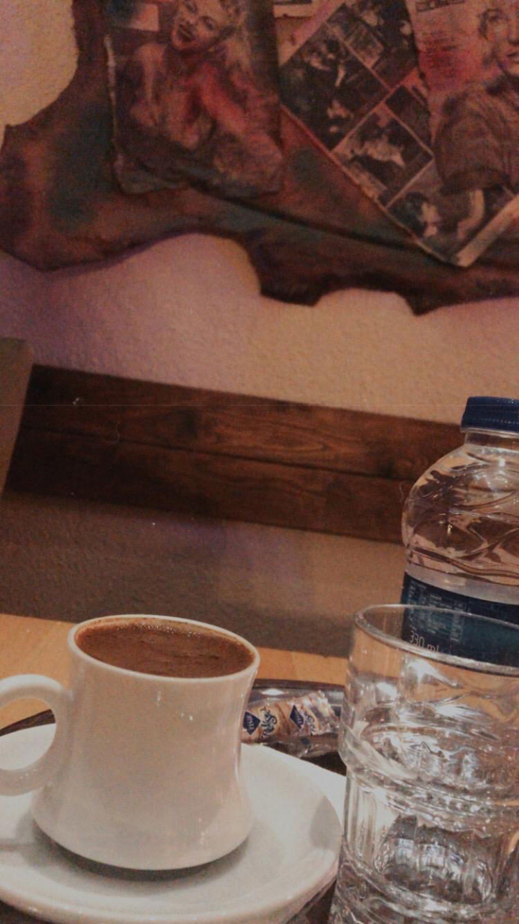 Kahverengi Cafe Çapa