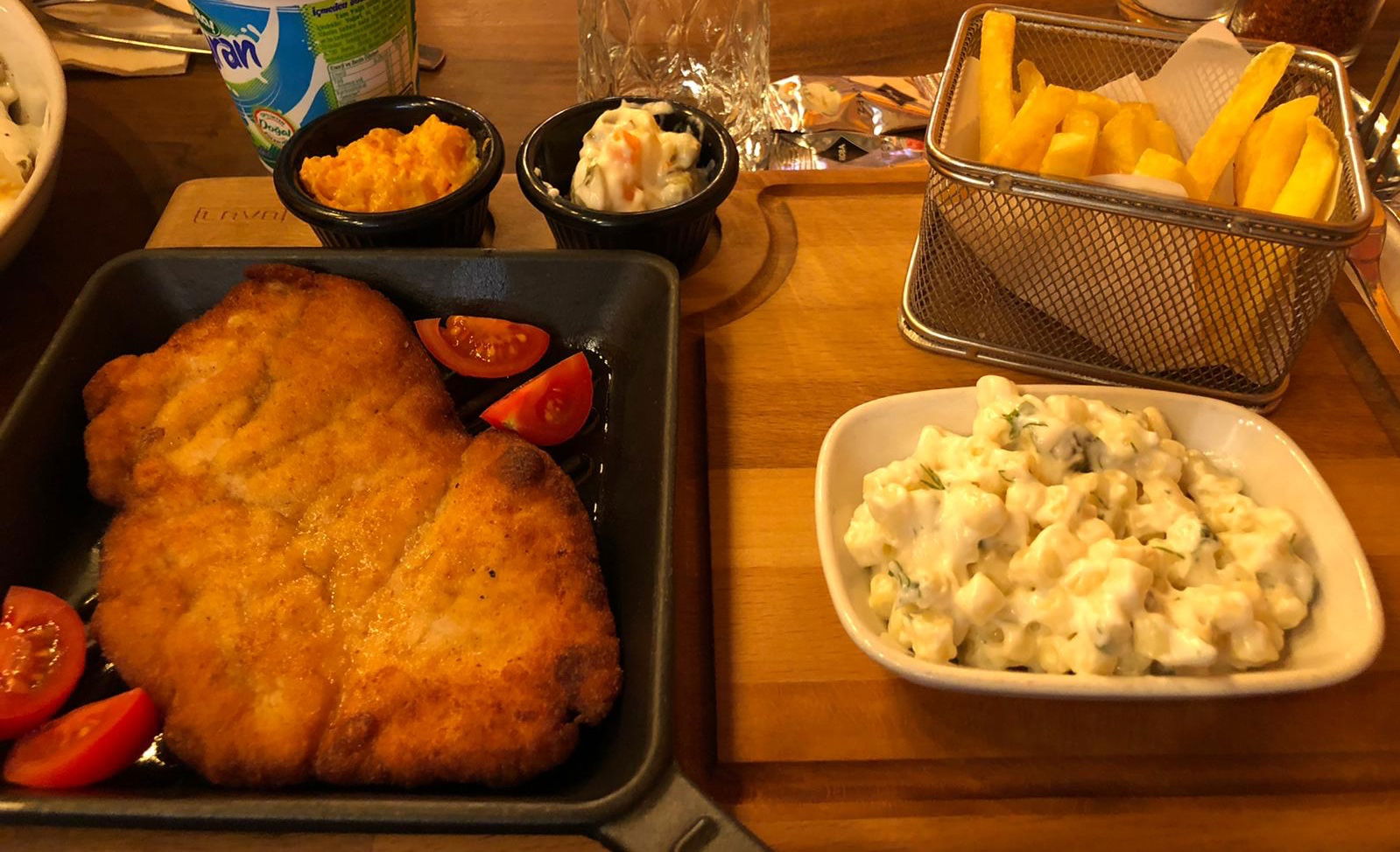 Kahverengi Cafe Çapa