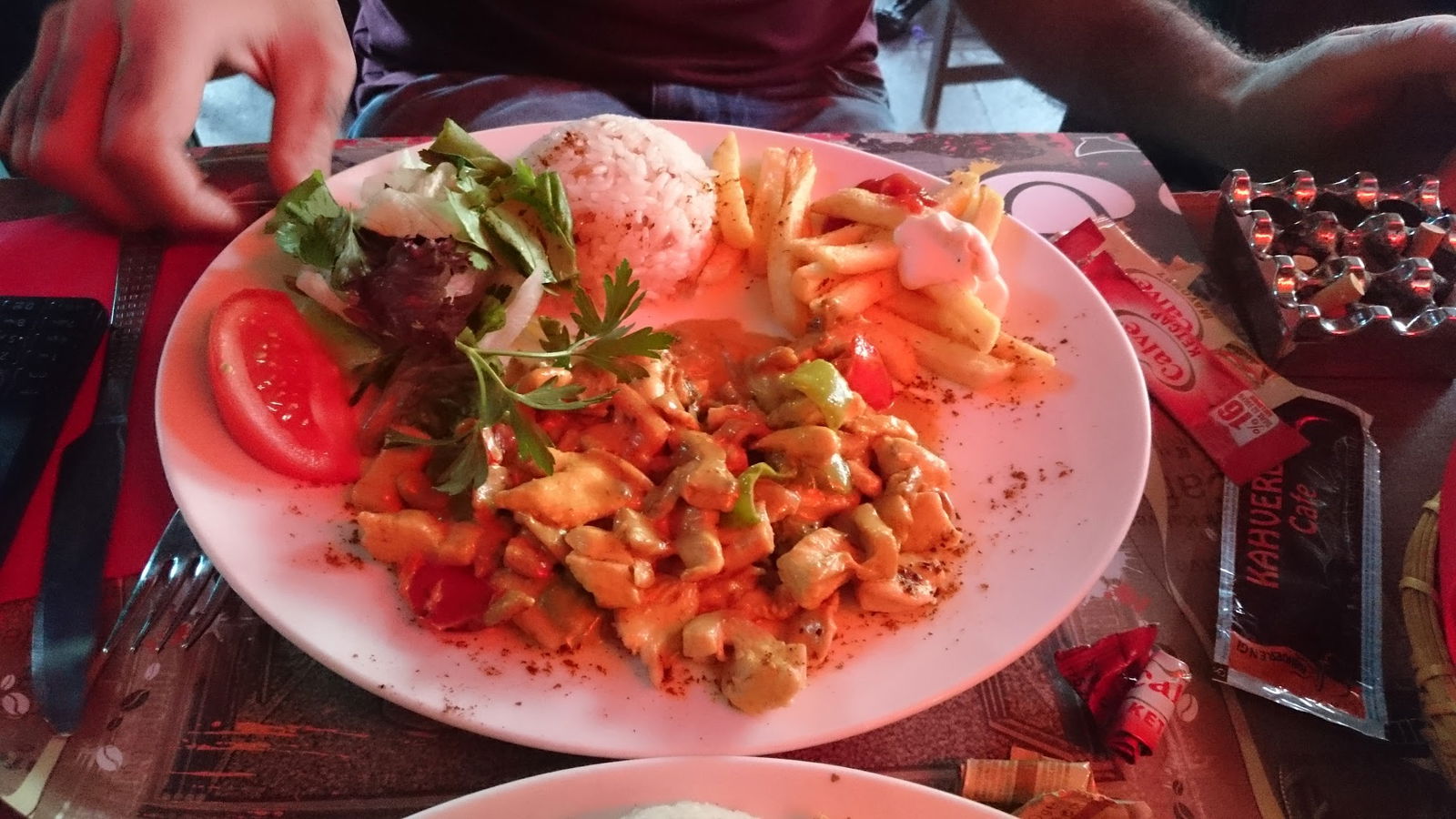 Kahverengi Cafe Çapa