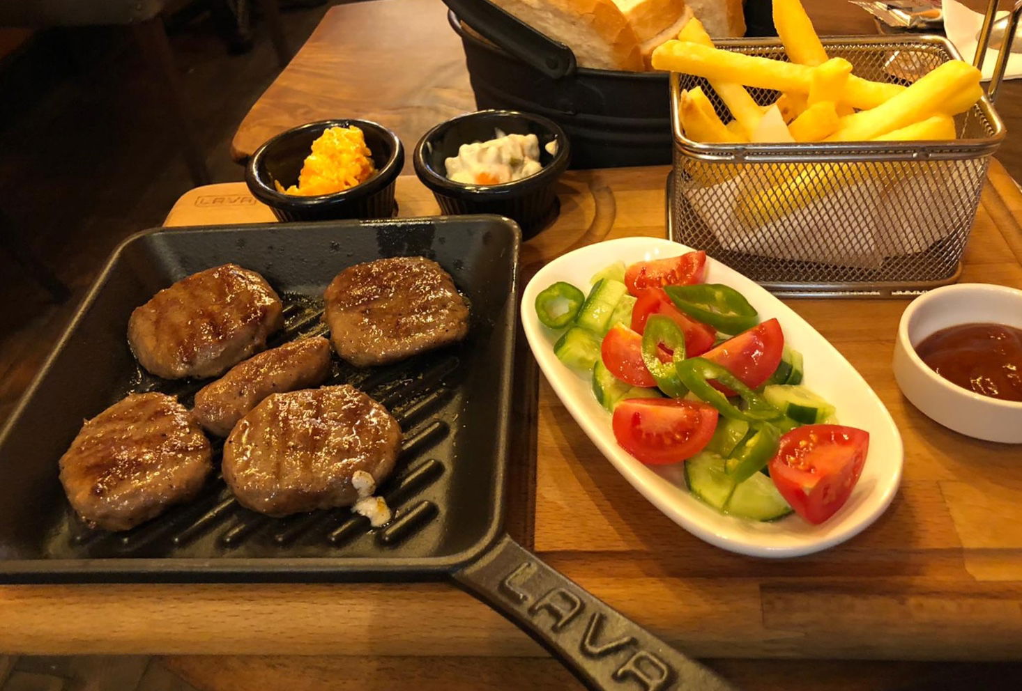 Kahverengi Cafe Çapa